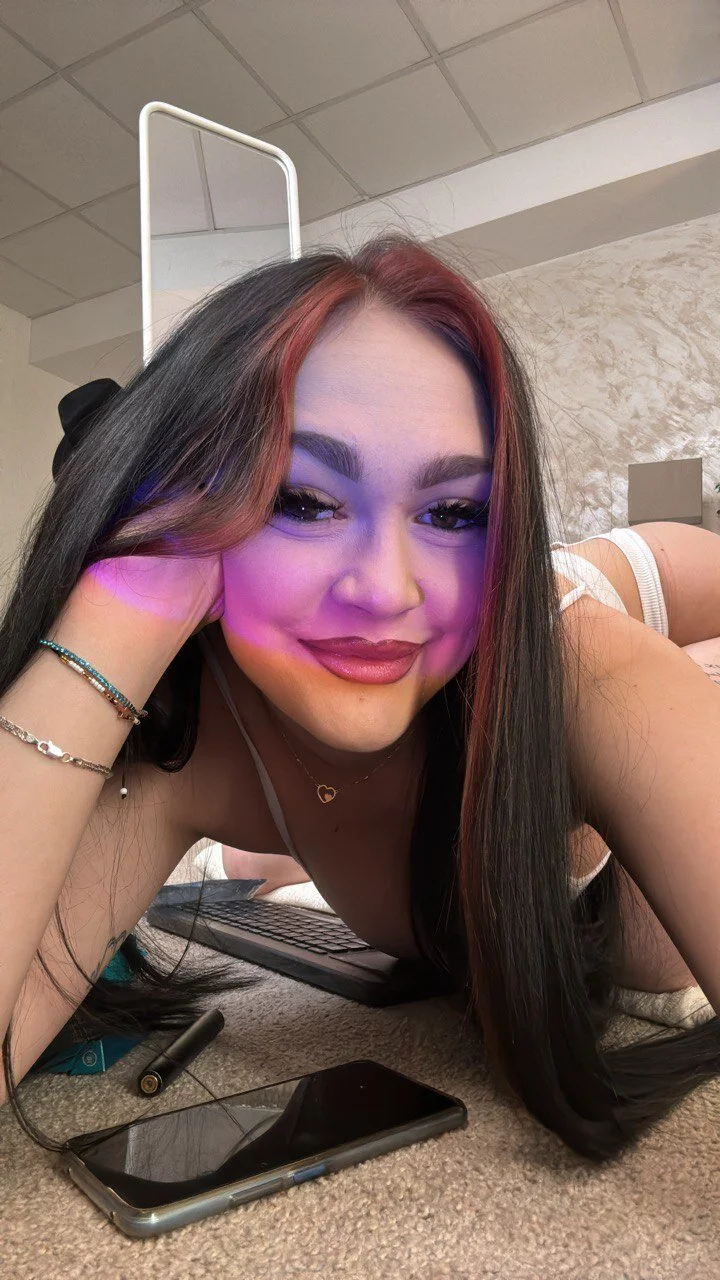 XXX Porn Photo of Nude HotBustyBabeX 95
