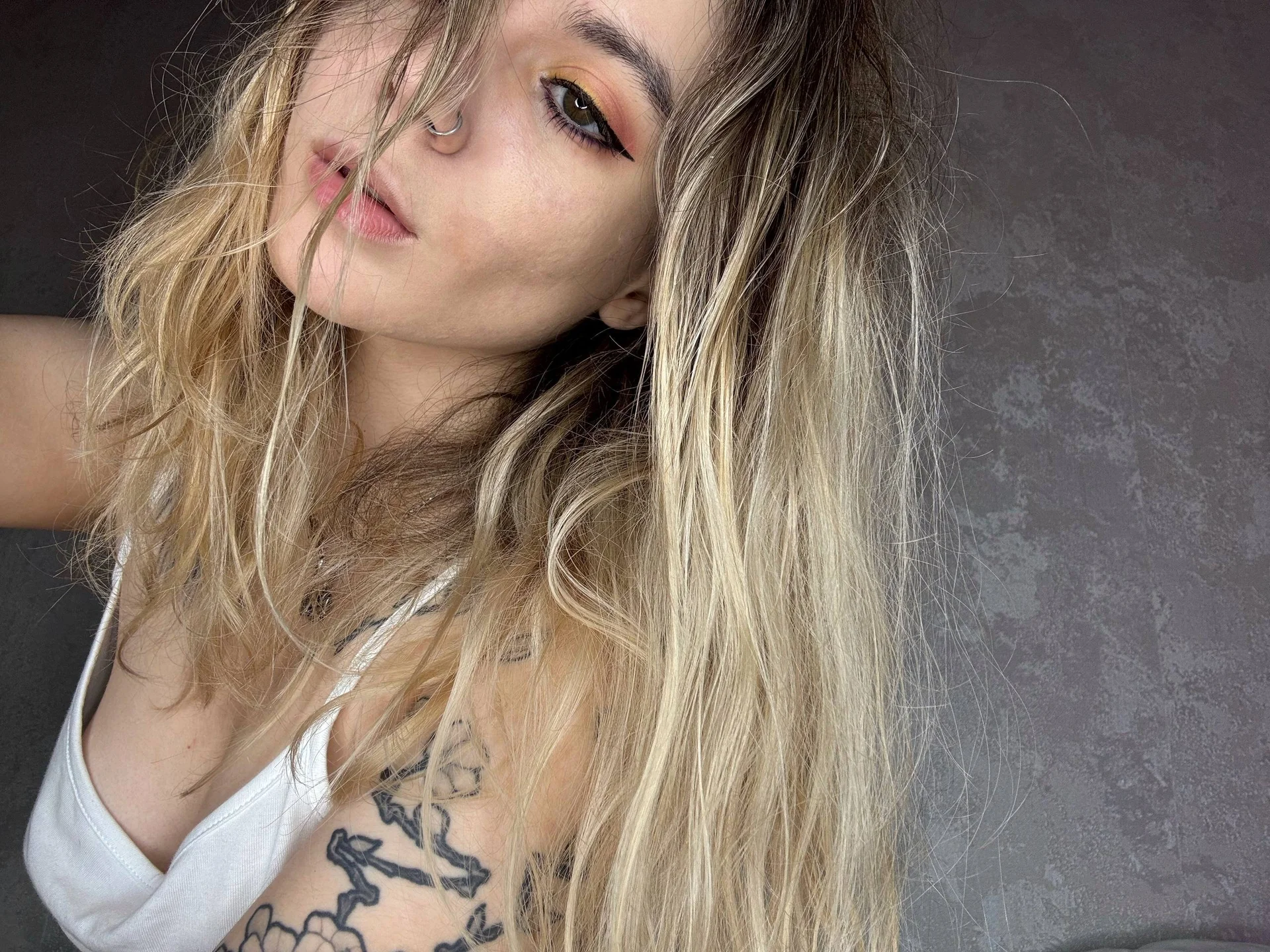 XXX Porn Photo of Nude AliceTease 4
