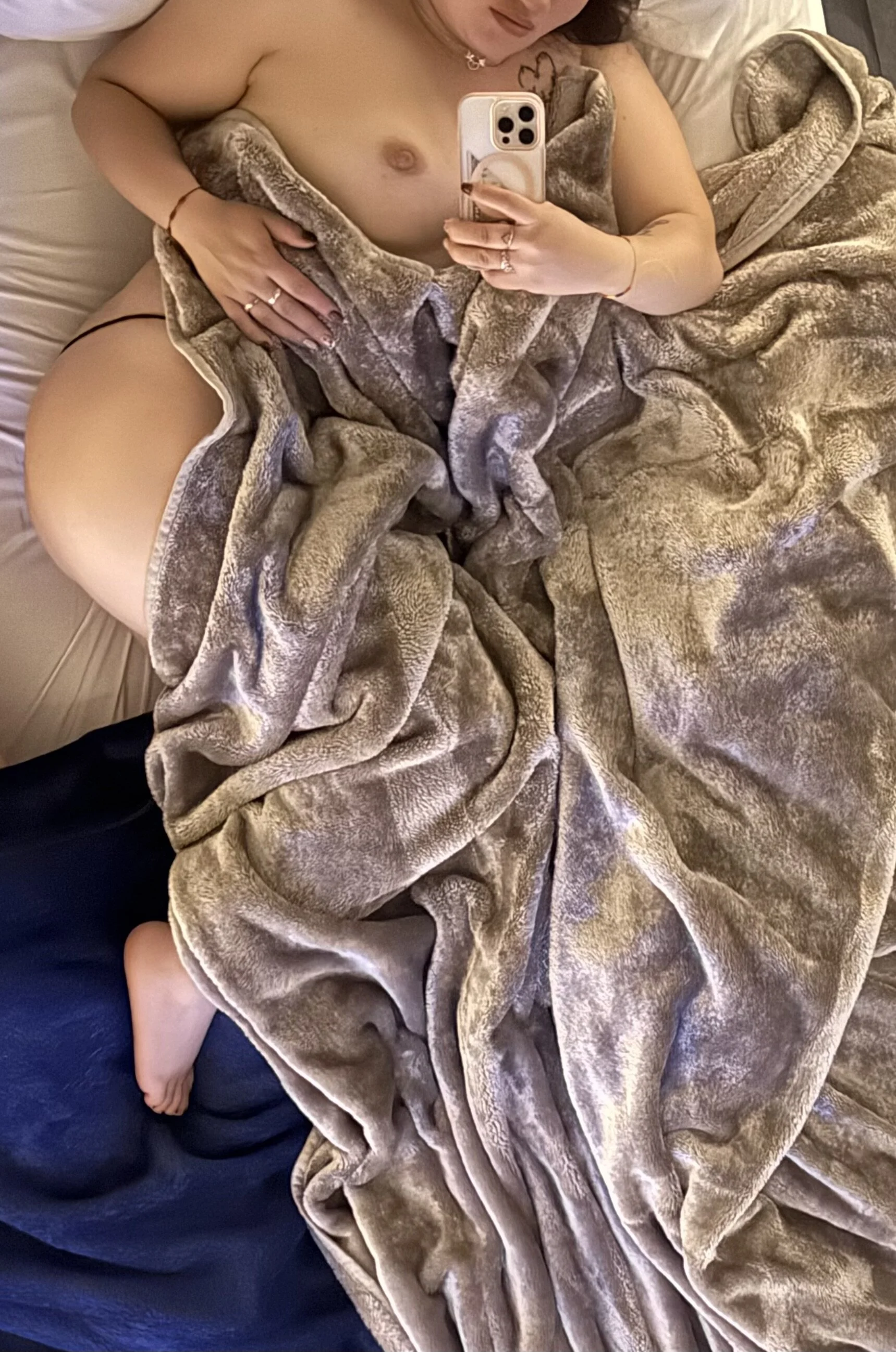 XXX Porn Photo of Nude Sami_ferrer 24