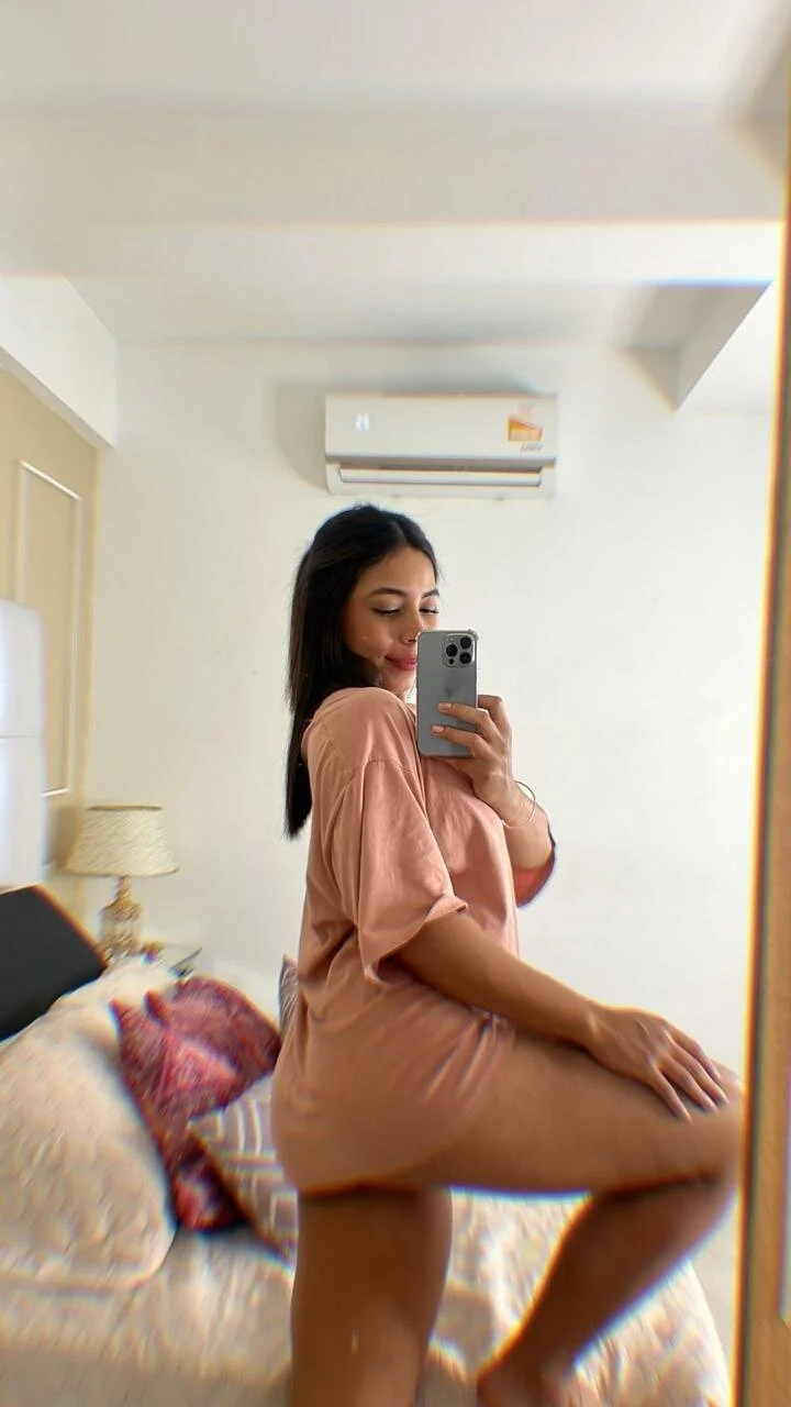 XXX Porn Photo of Nude Zoe-Evanns 3