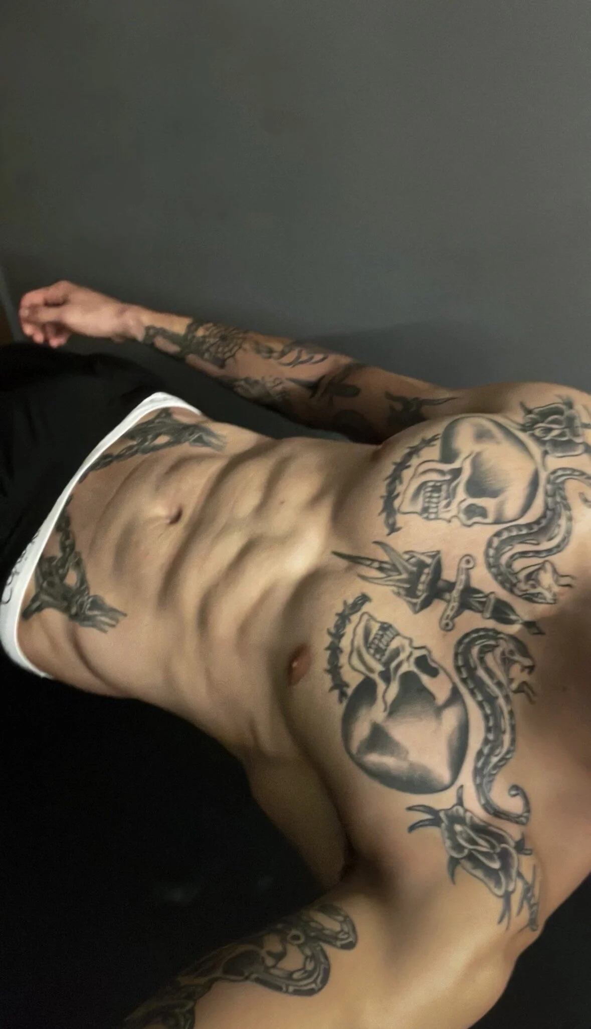 XXX Porn Photo of Nude matheusmesso 5