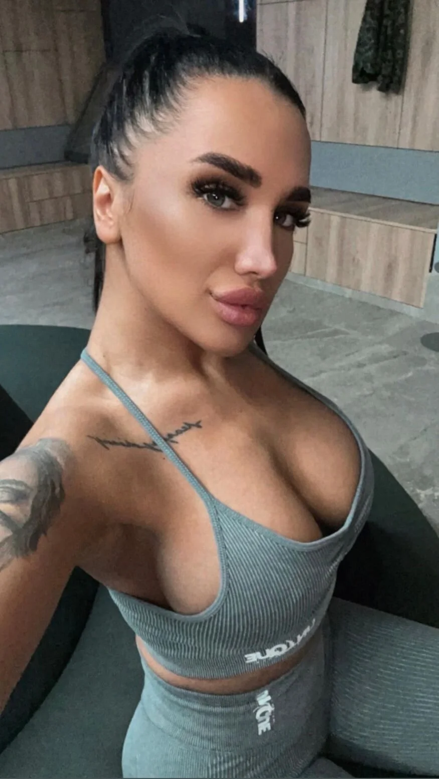 XXX Porn Photo of Nude sarah_aadams_ 2