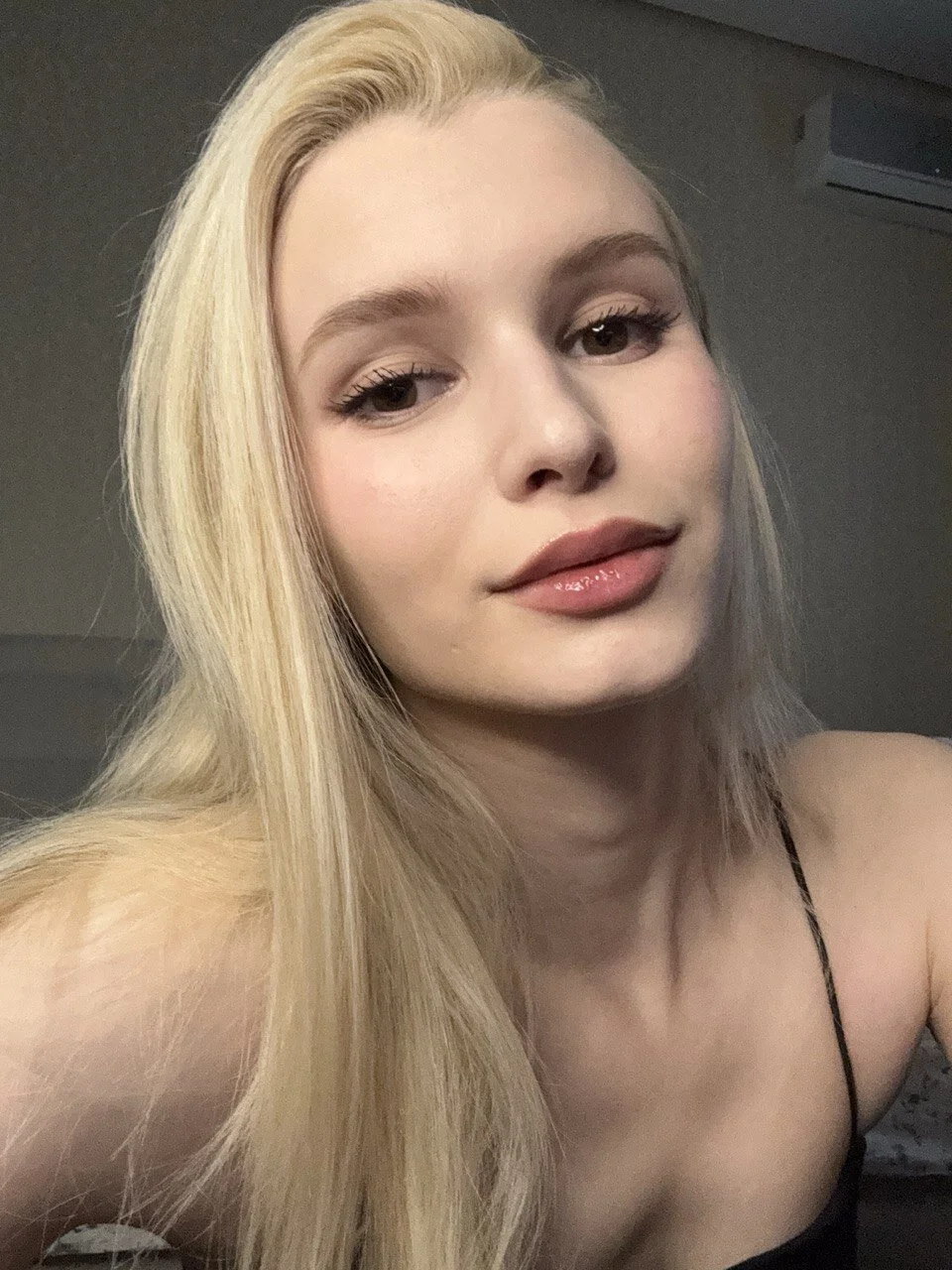 XXX Porn Photo of Nude yennaone 1