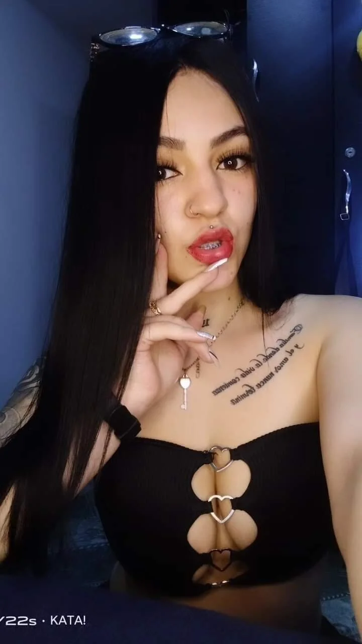 XXX Porn Photo of Nude Violettasquirt 1