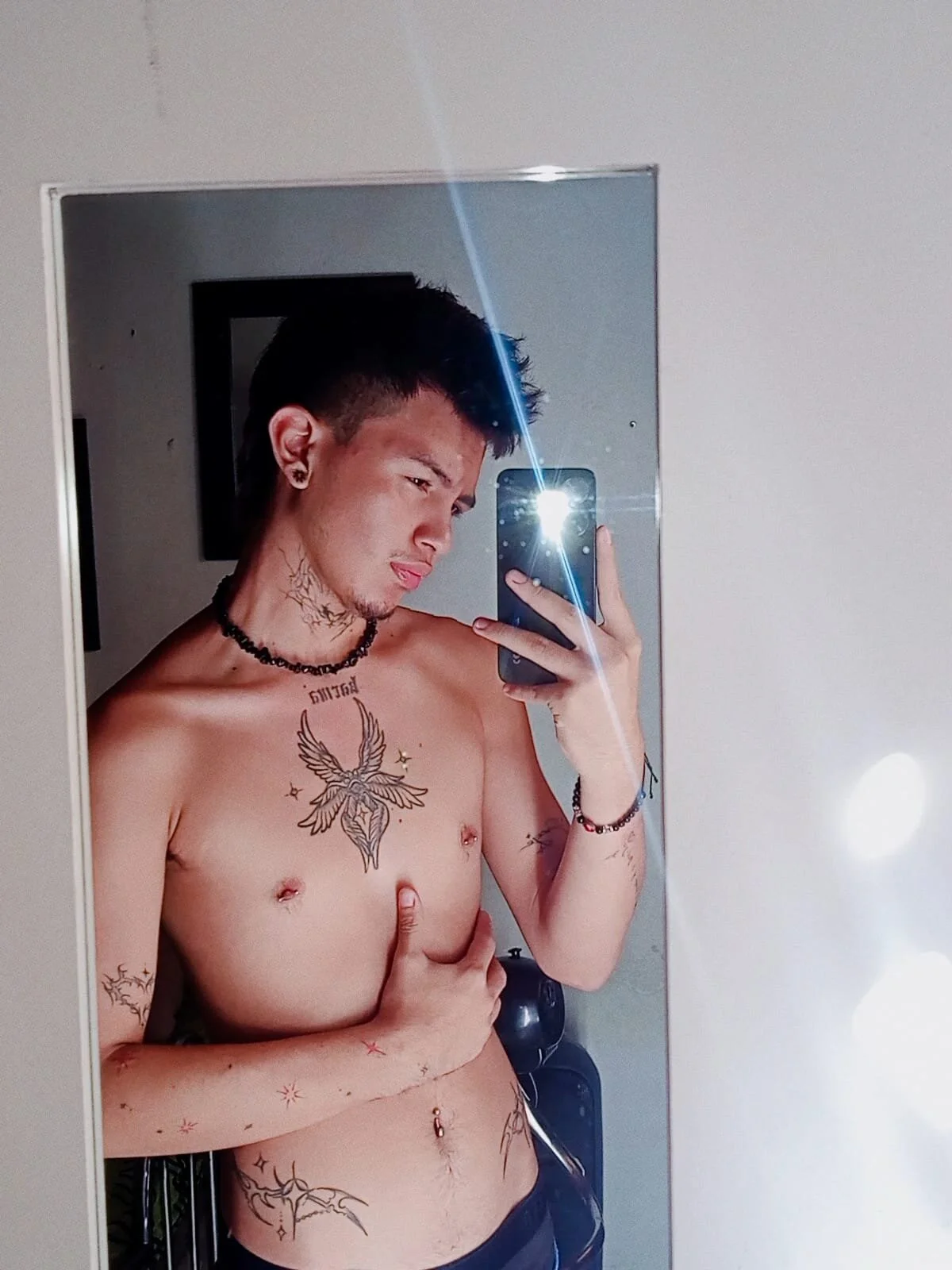 XXX Porn Photo of Nude Star_blaze 23