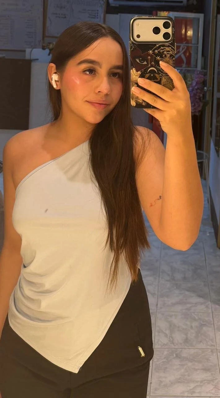 XXX Porn Photo of Nude Alice__bennett 4
