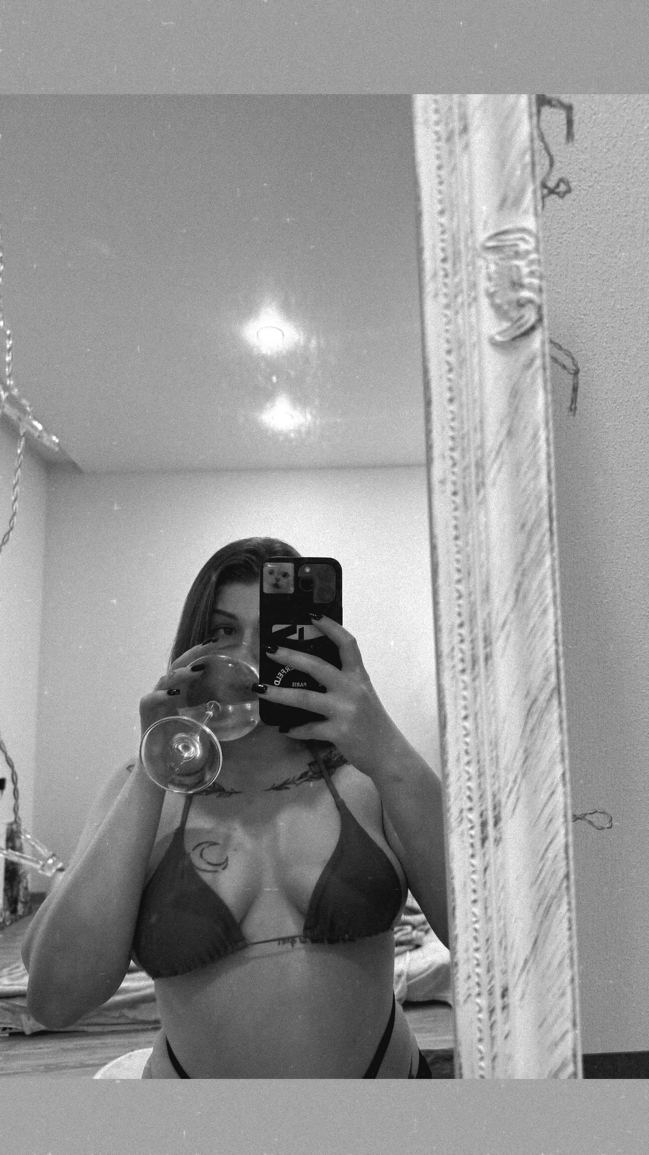 XXX Porn Photo of Nude JuicyHelenX 1