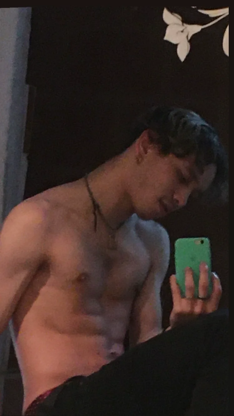 XXX Porn Photo of Nude warm_sac 21