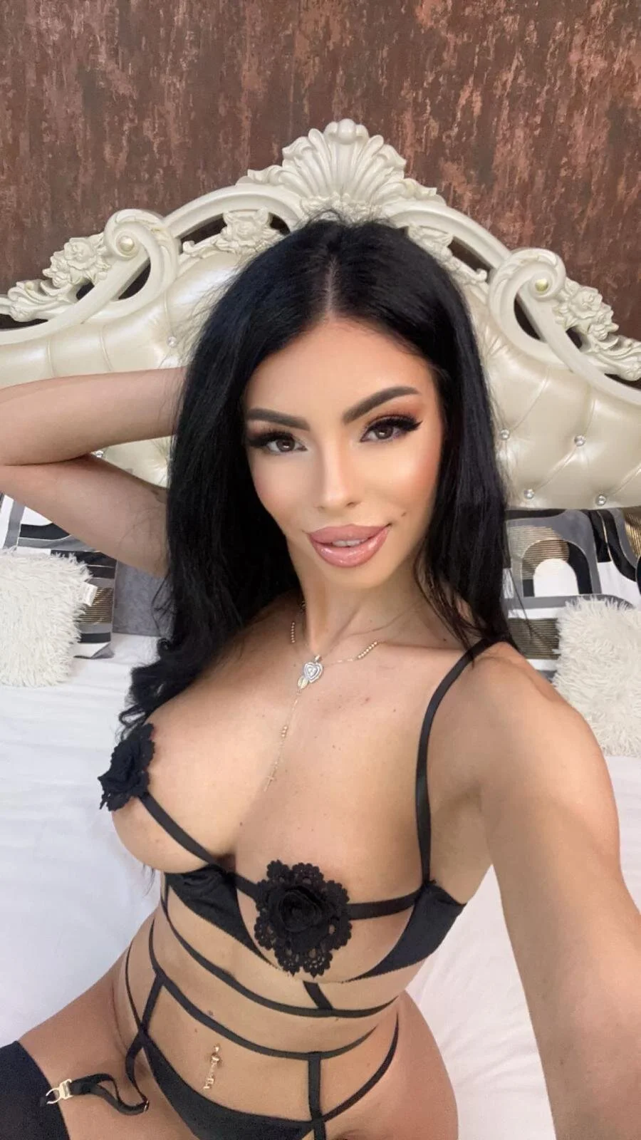 XXX Porn Photo of Nude LaraDivine 29
