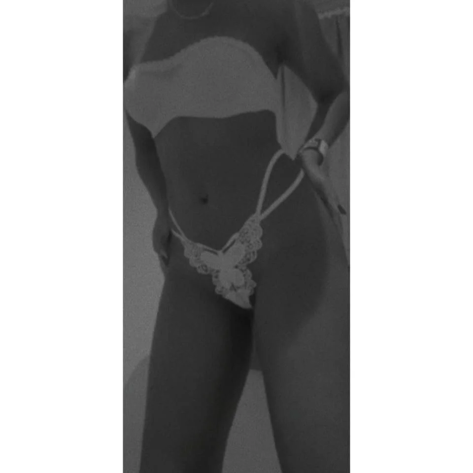 XXX Porn Photo of Nude butterflyass_queen 2