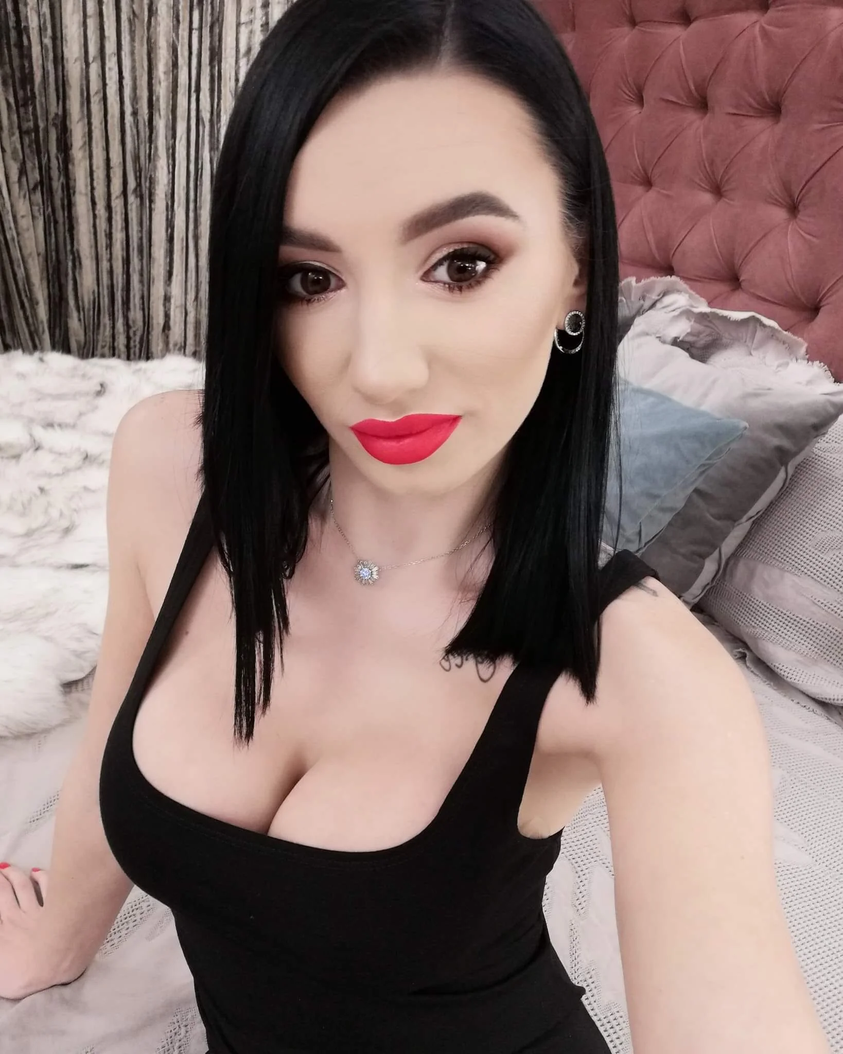 XXX Porn Photo of Nude BrianaBratty 16