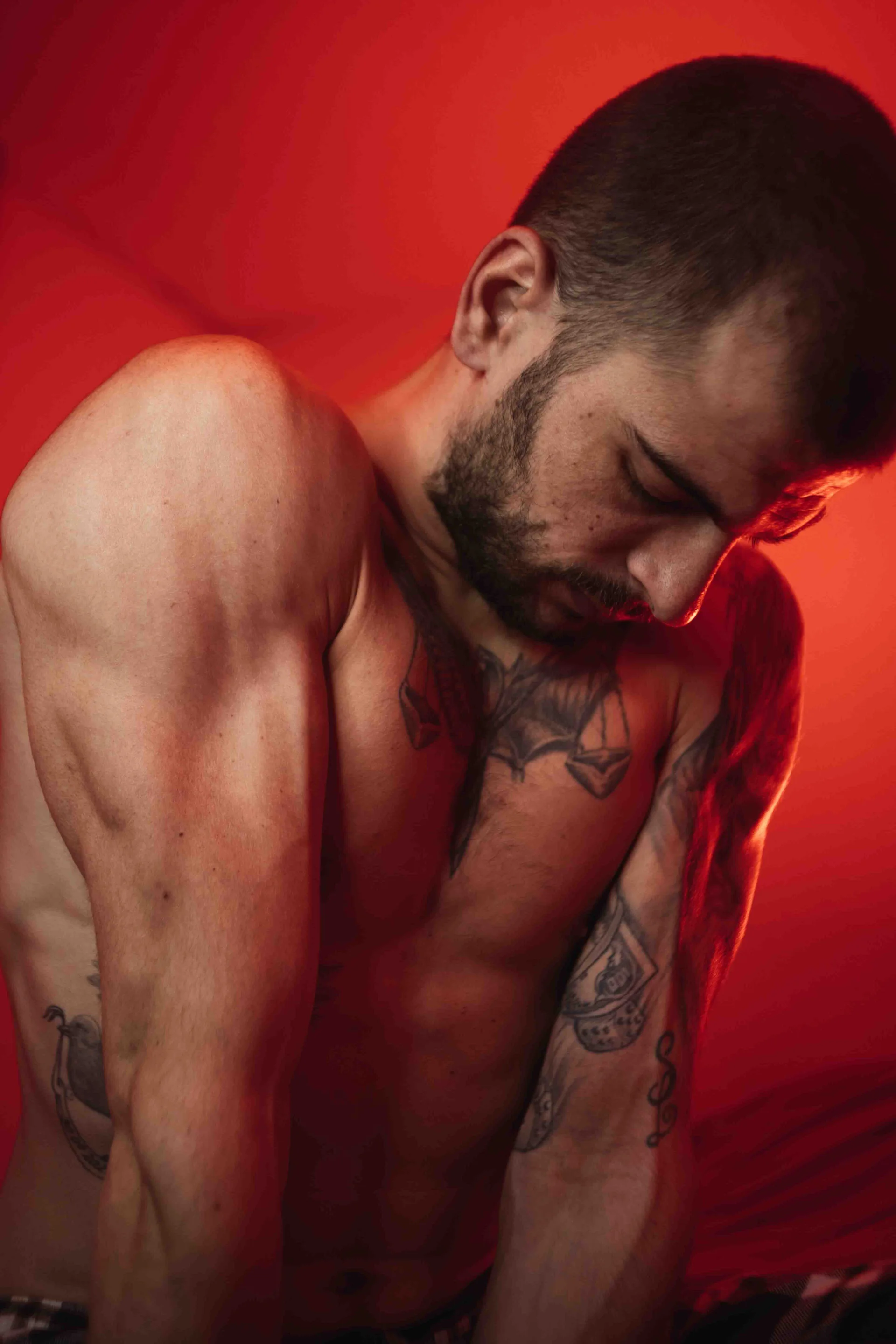 XXX Porn Photo of Nude Greyoff 13