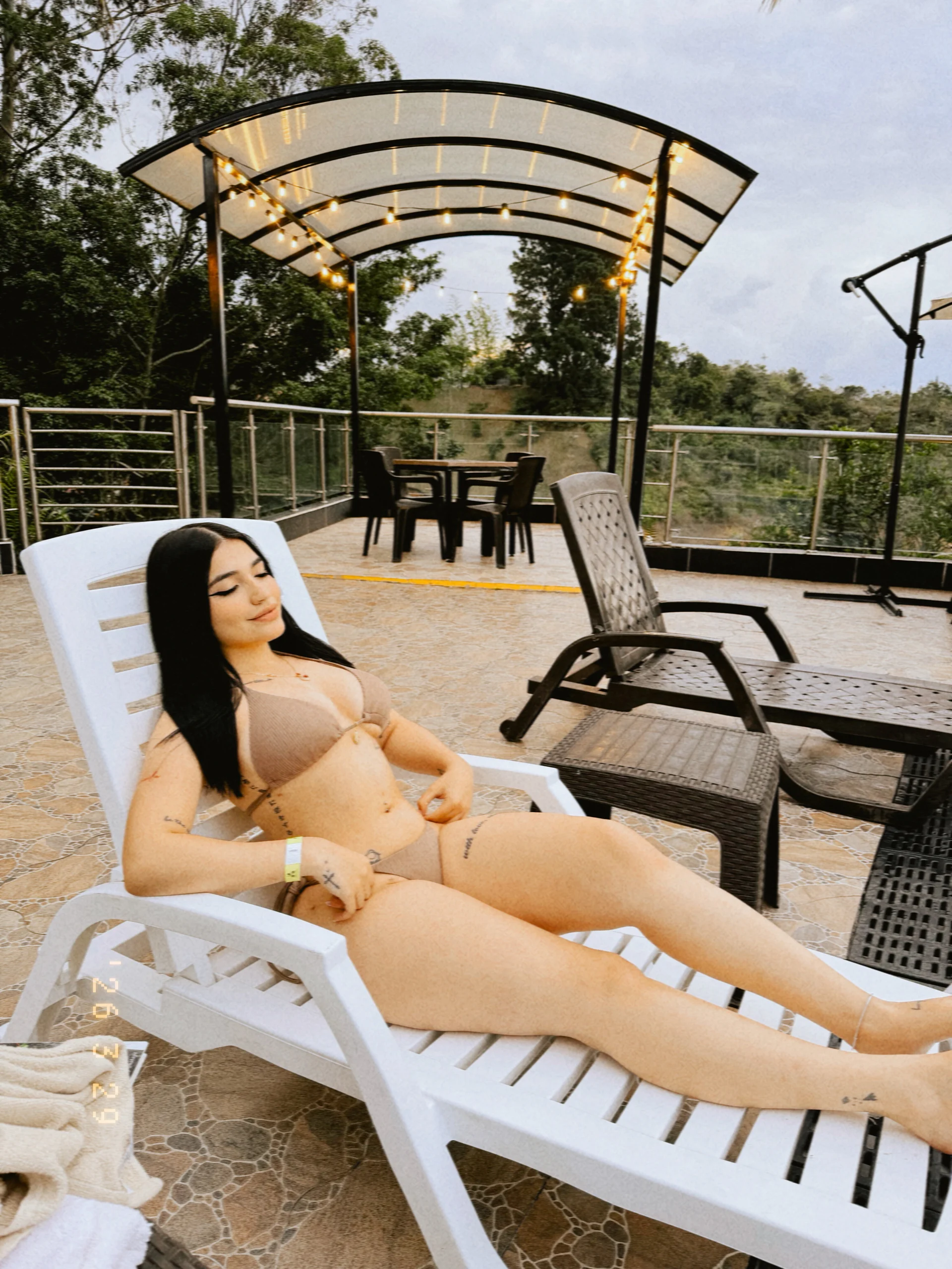 XXX Porn Photo of Nude PAULETEJOHNSON 91