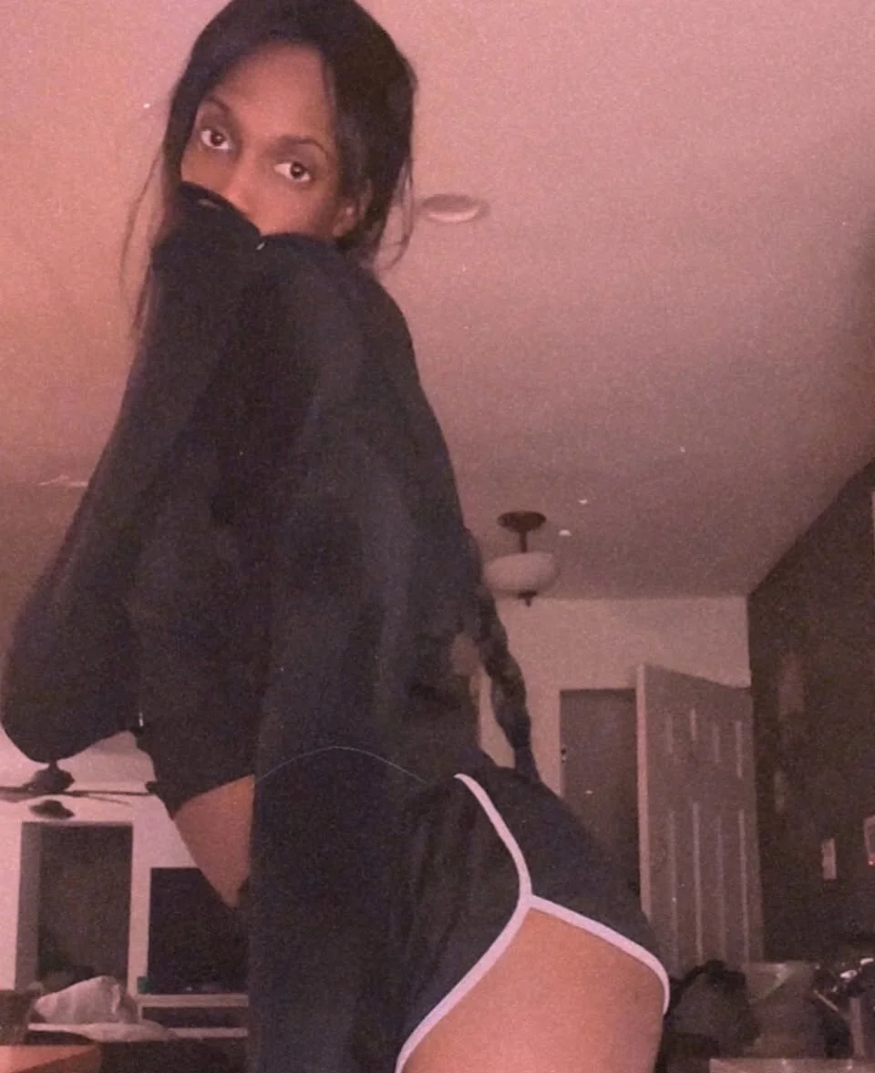 XXX Porn Photo of Nude dianagonewild 11