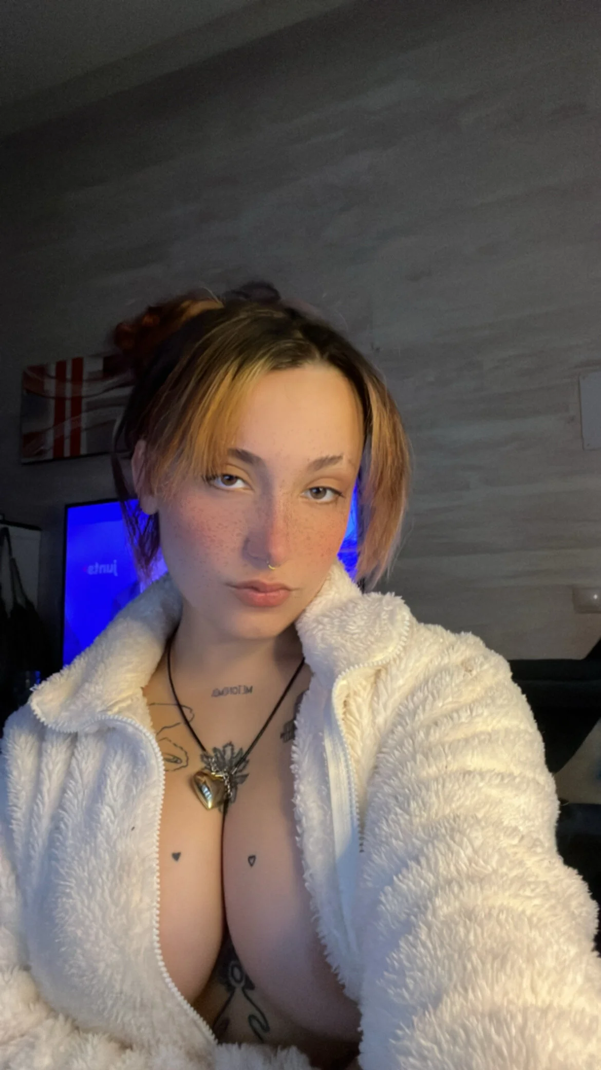 XXX Porn Photo of Nude Hawitxui 10