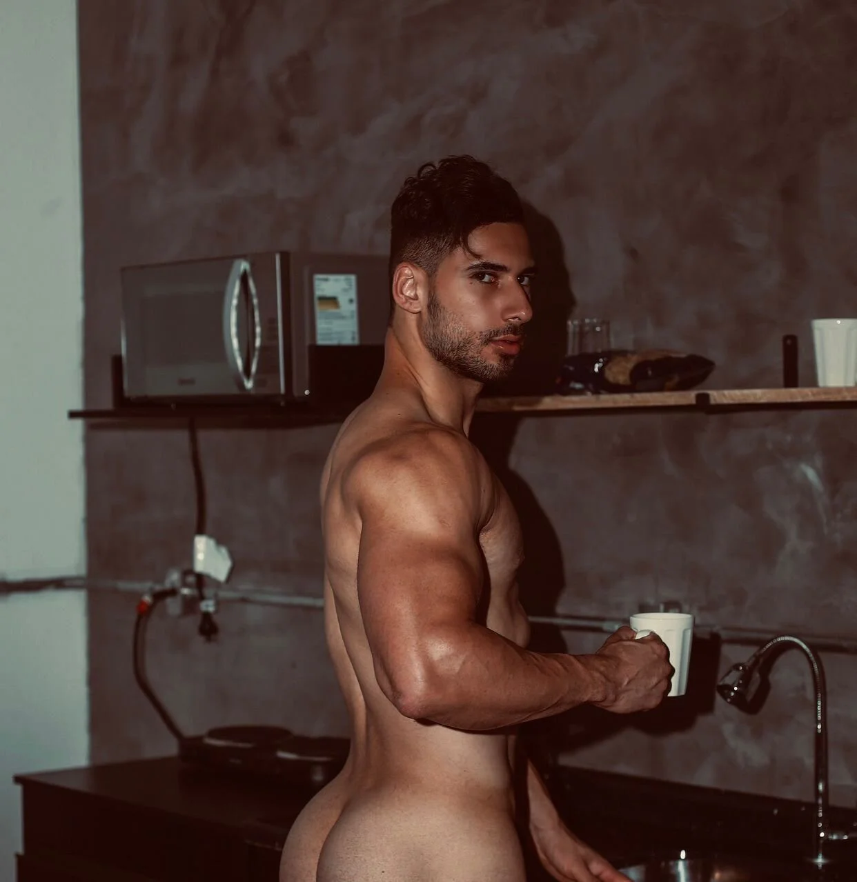 XXX Porn Photo of Nude carvandy 4