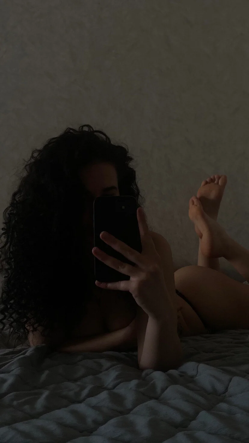 XXX Porn Photo of Nude Erikka__ 7