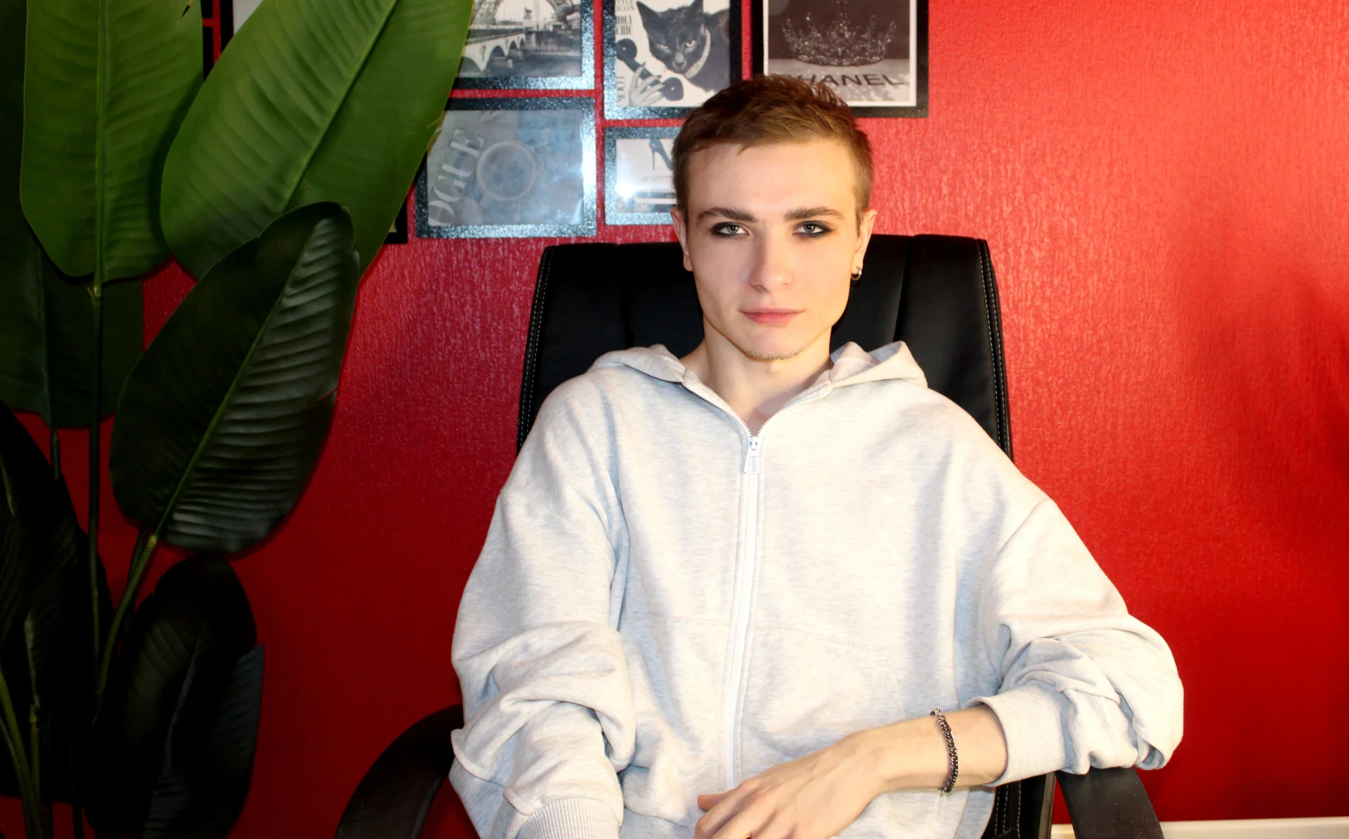 XXX Porn Photo of Nude Emmit_Barker 7