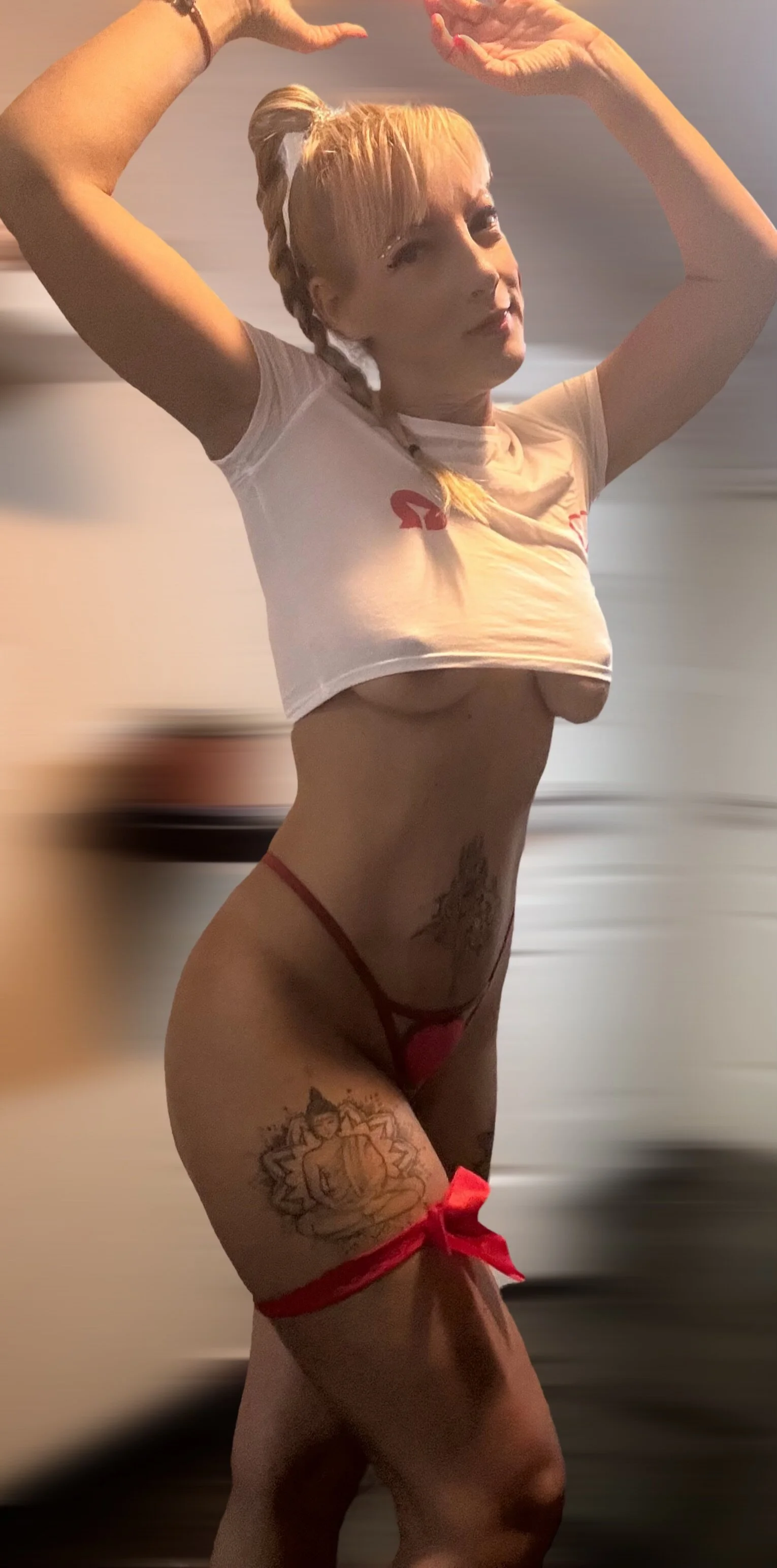 XXX Porn Photo of Nude LaraLuxx 28