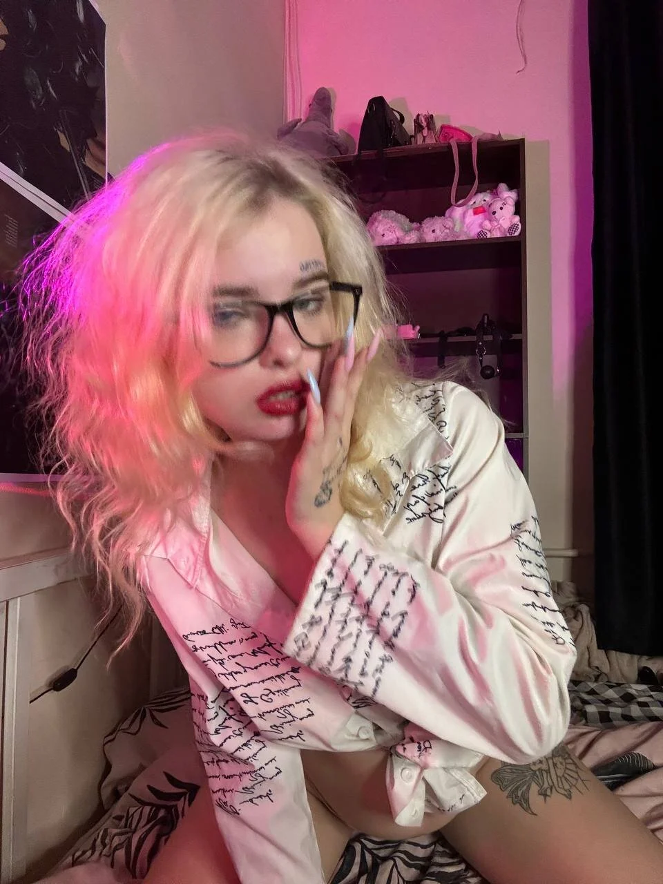 XXX Porn Photo of Nude Creatrix_Lola 15