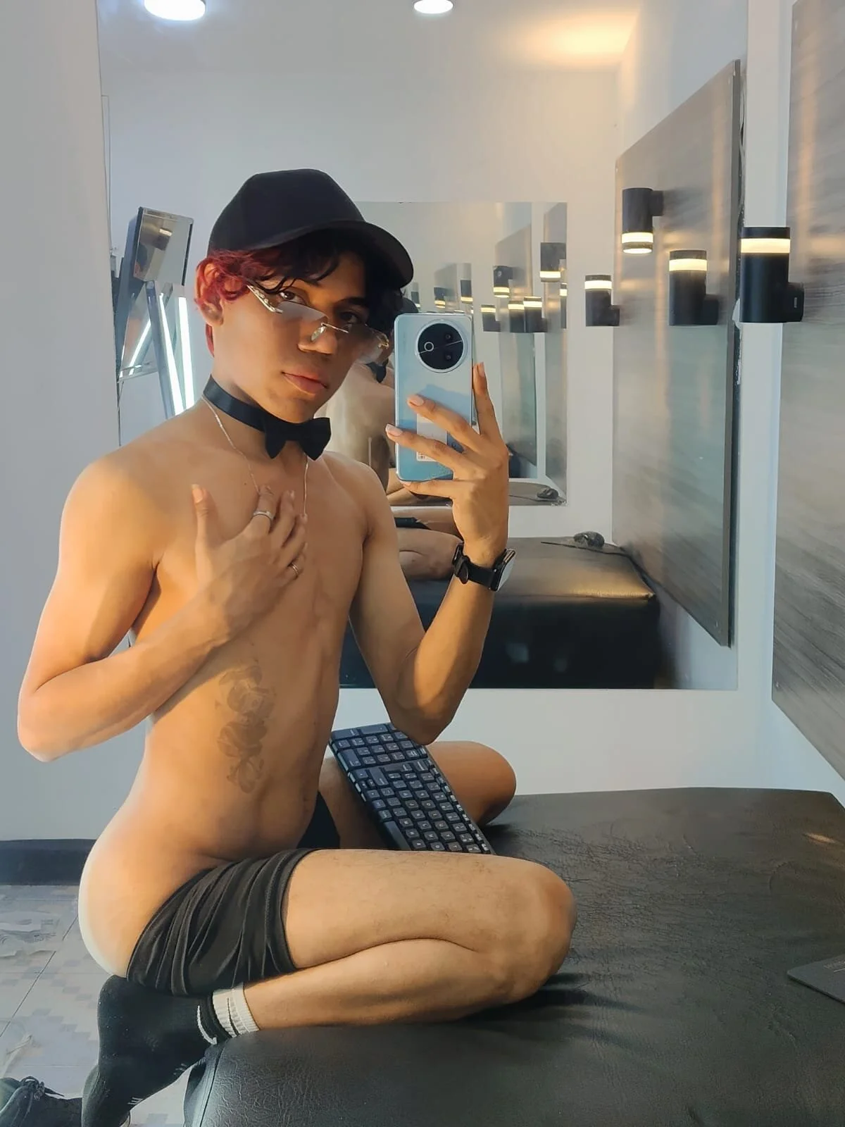 XXX Porn Photo of Nude Richardbuck 1