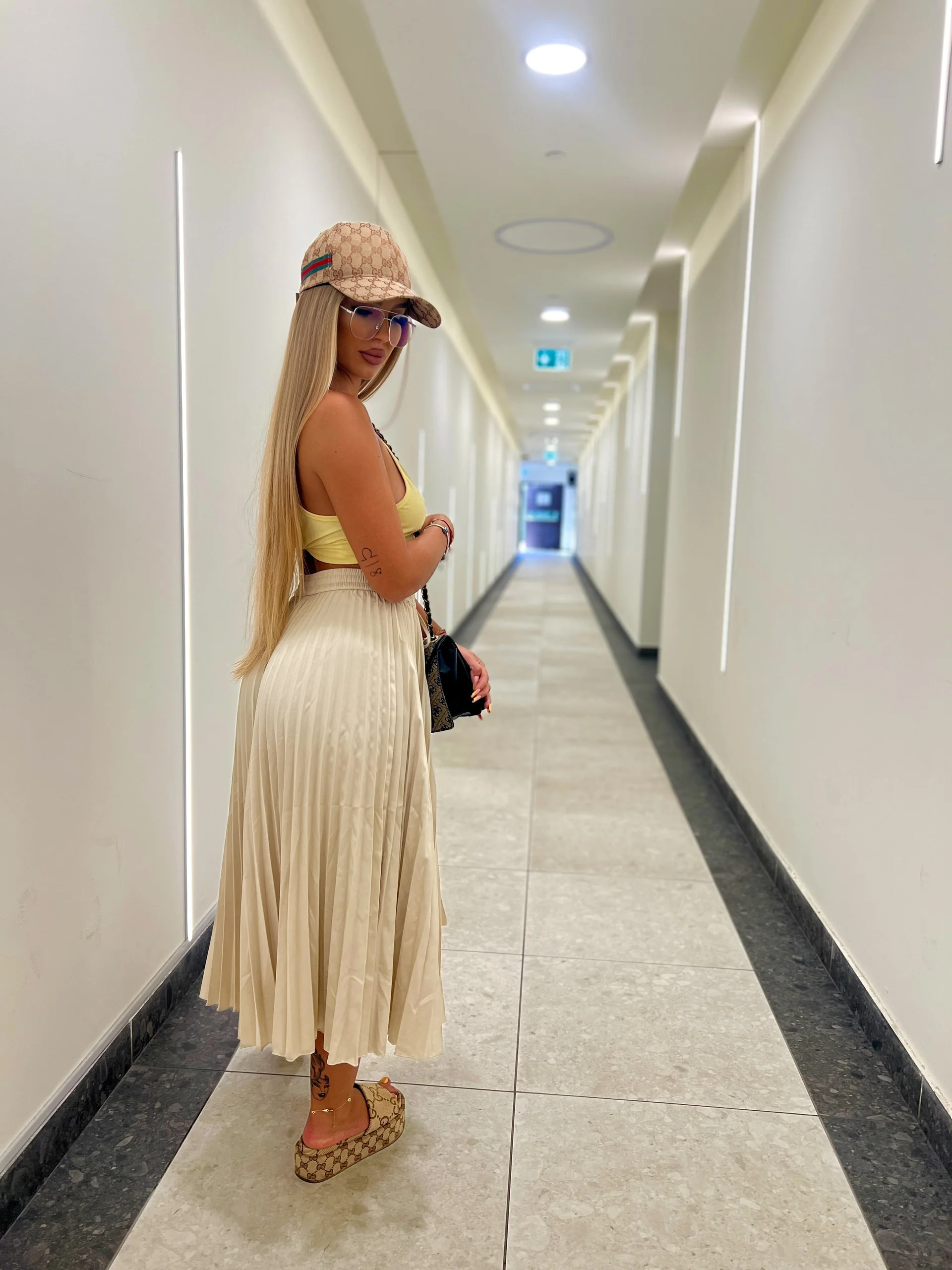 XXX Porn Photo of Nude AubrieleRouj1 6