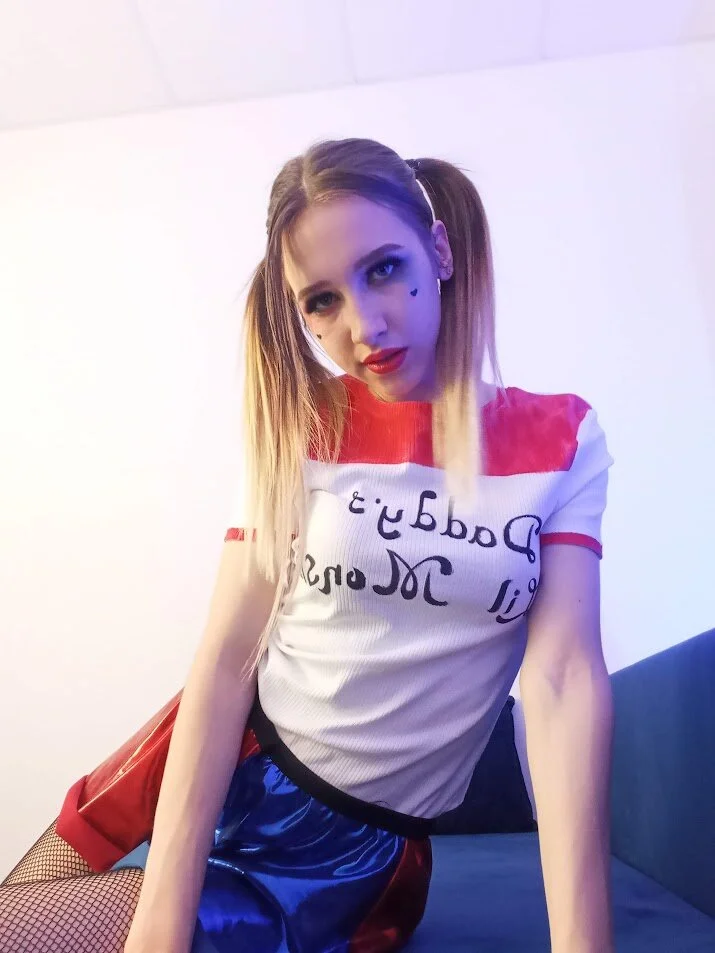 XXX Porn Photo of Nude ur_kitty__ 29