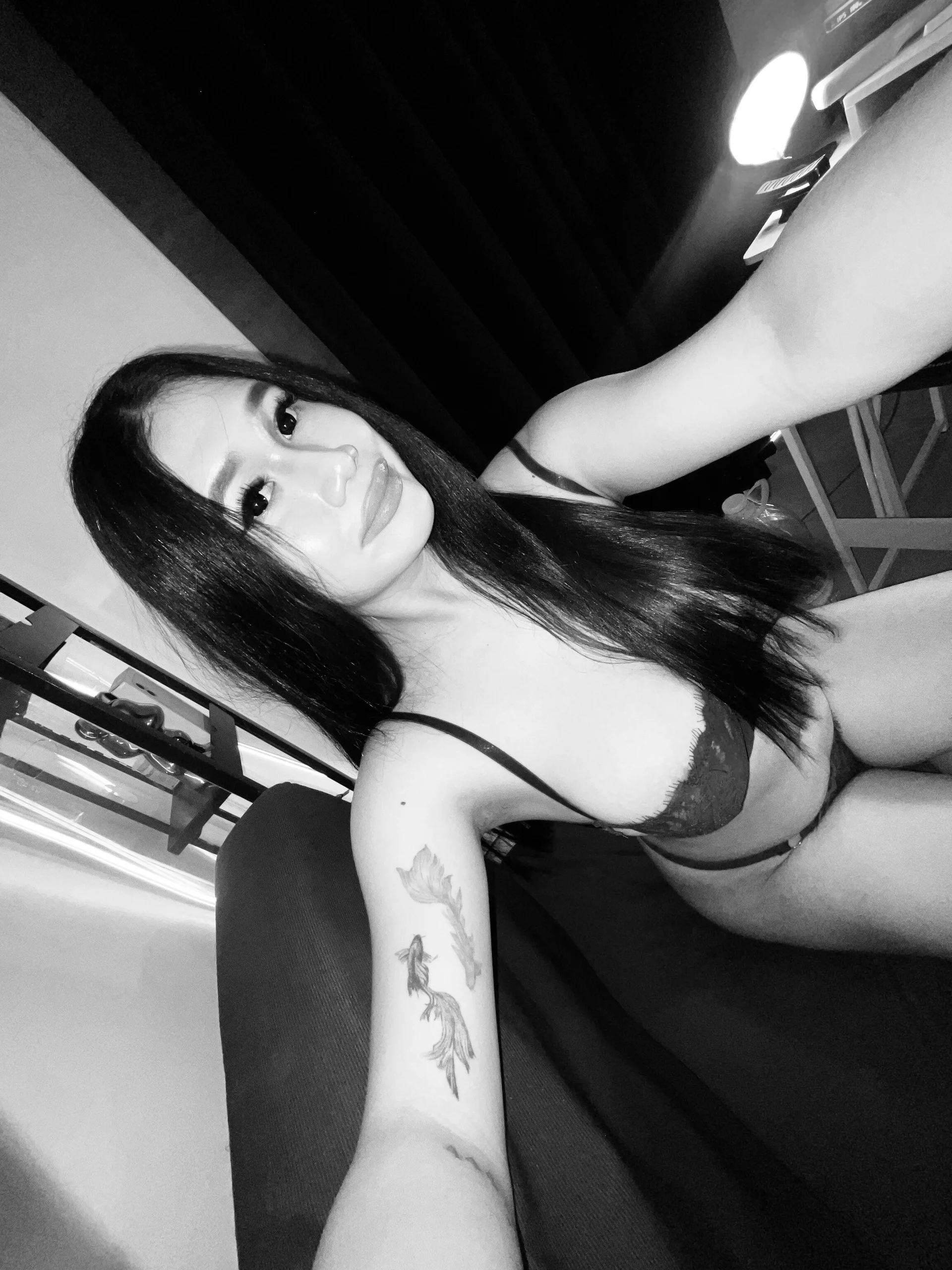 XXX Porn Photo of Nude CumdesireIyahx 8