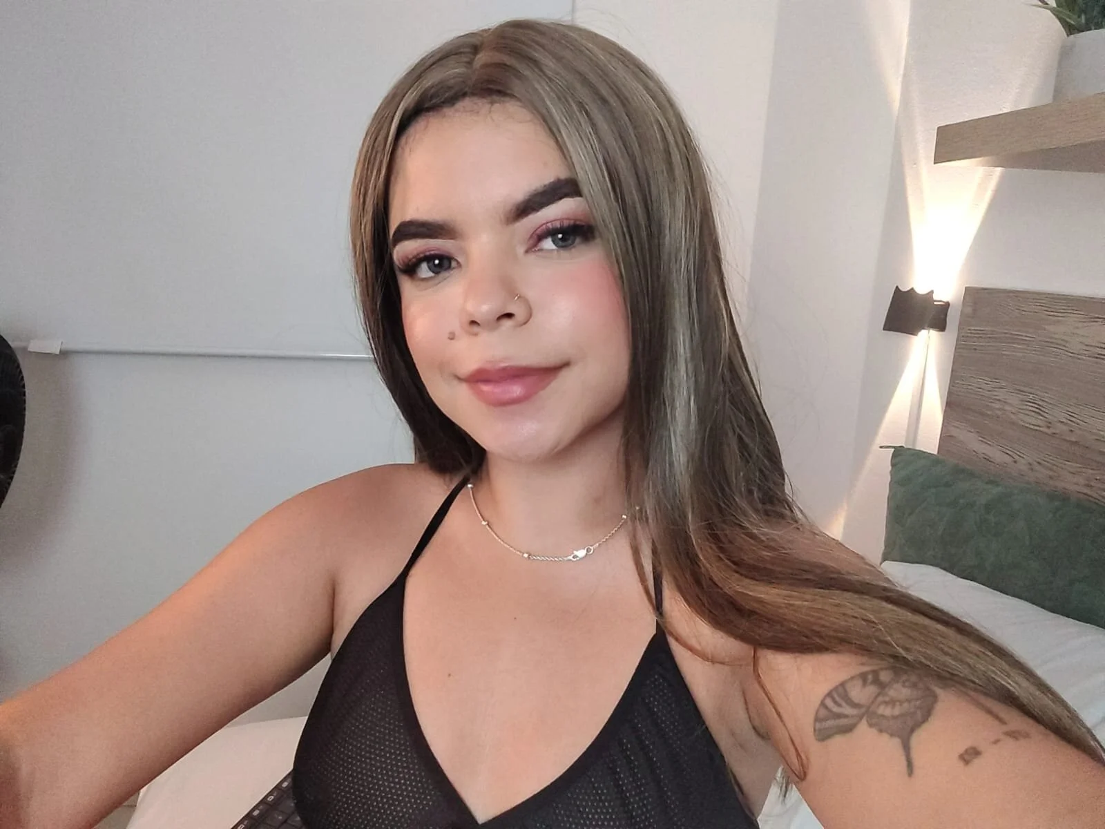 XXX Porn Photo of Nude Iam_Kenia 6