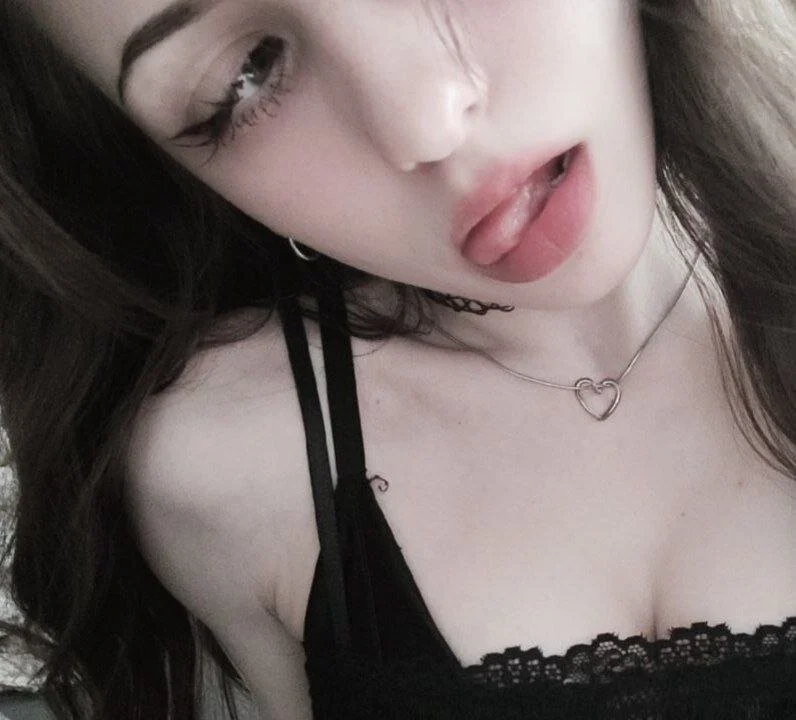 XXX Porn Photo of Nude Kissaieksis 7