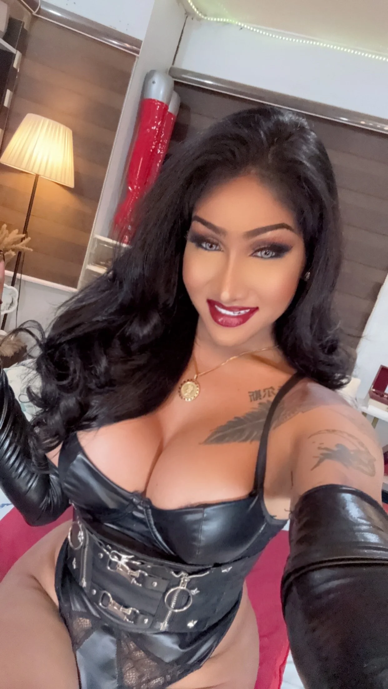XXX Porn Photo of Nude SeductiveVictoria 1