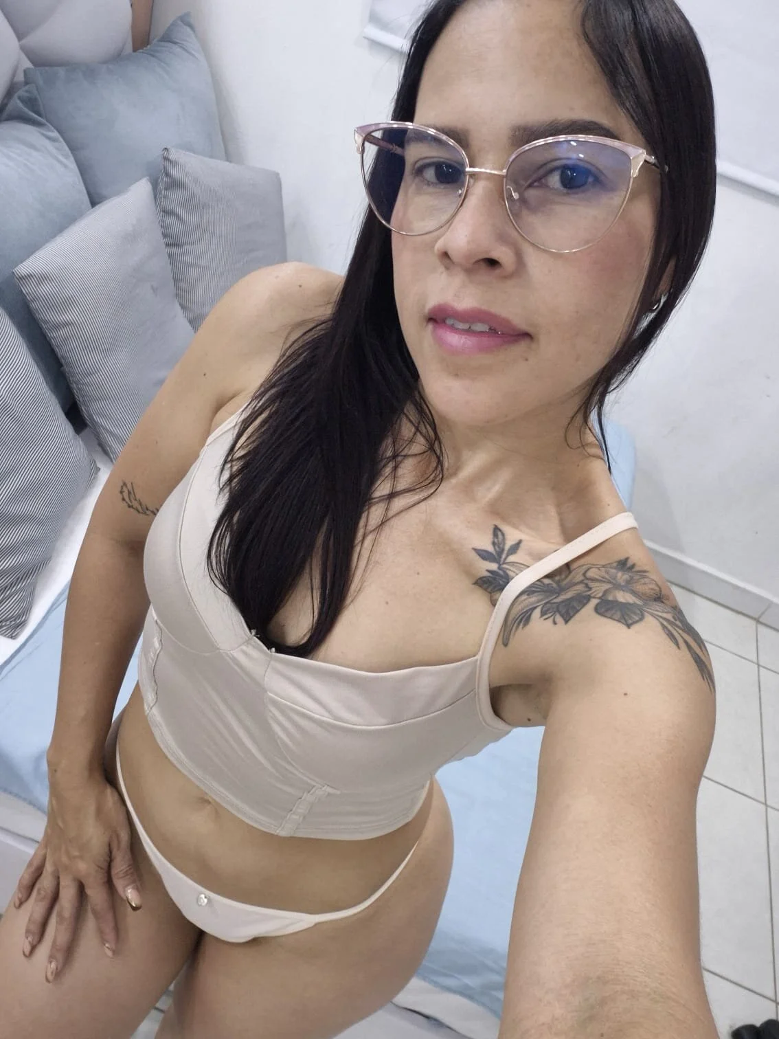 XXX Porn Photo of Nude charolnox 5