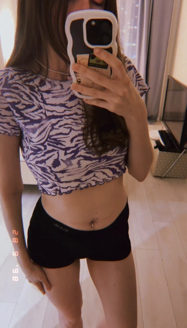 XXX Porn Photo of Nude GoldenSexySky 3