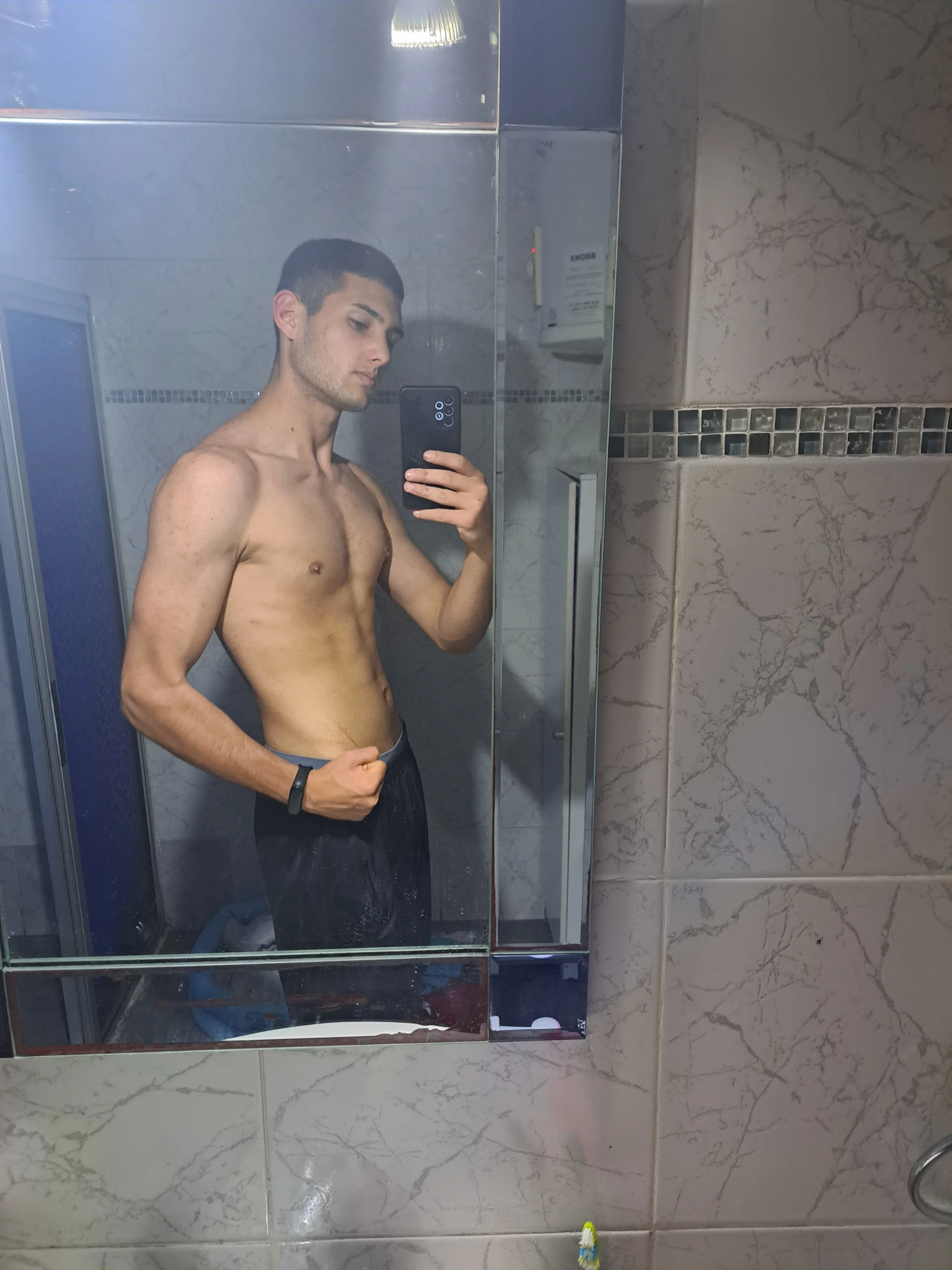 XXX Porn Photo of Nude Cuervo25_ 3