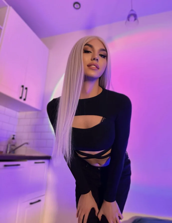 XXX Porn Photo of Nude katebxtch 8