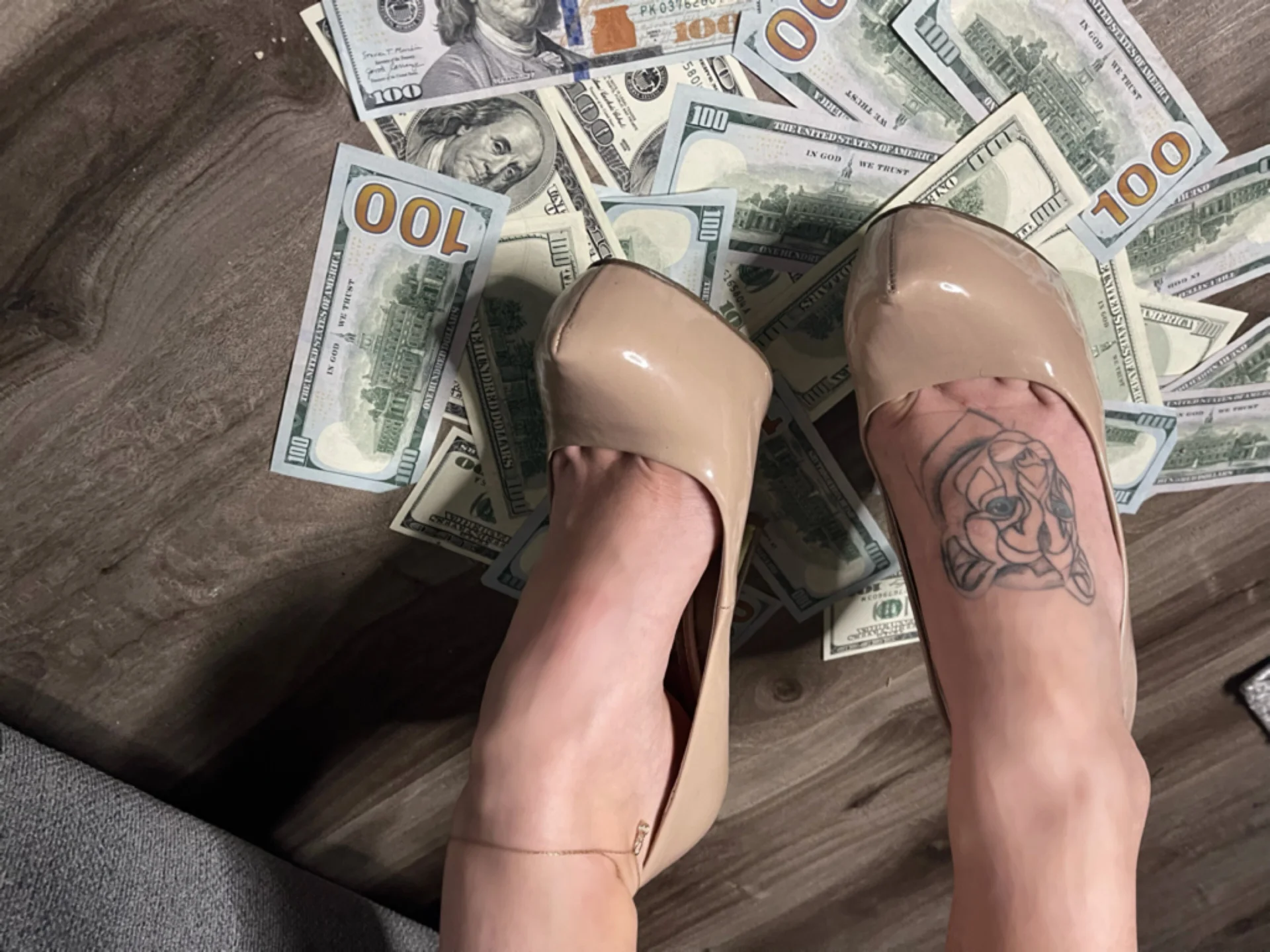 XXX Porn Photo of Nude CapricioussMiss 1