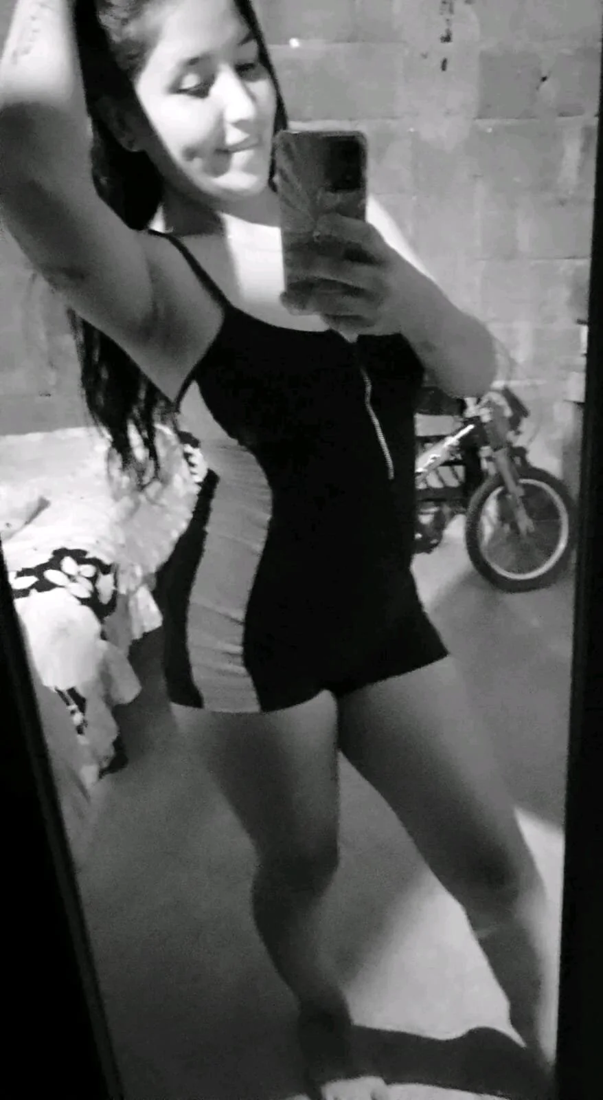 XXX Porn Photo of Nude naomii_00 4