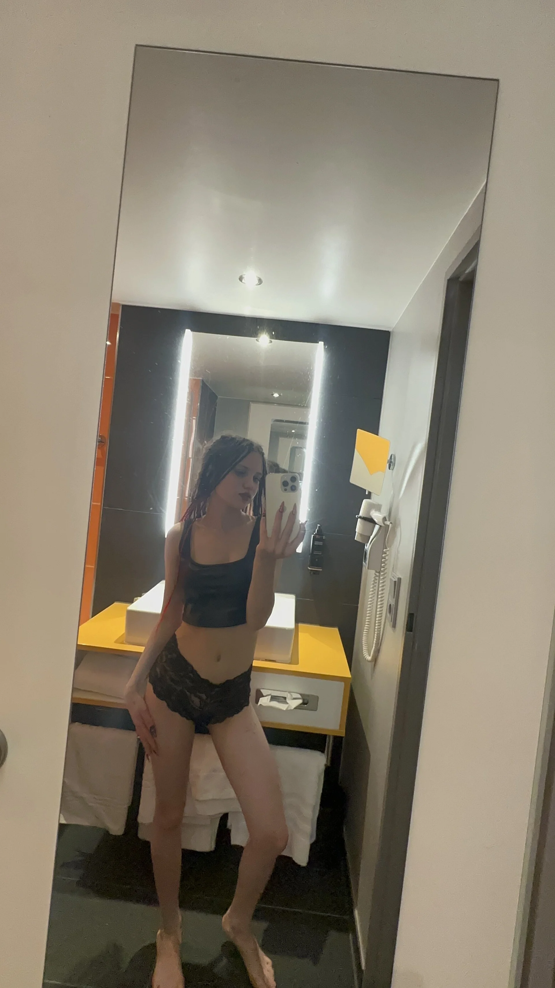 XXX Porn Photo of Nude Angel_Noir18 5