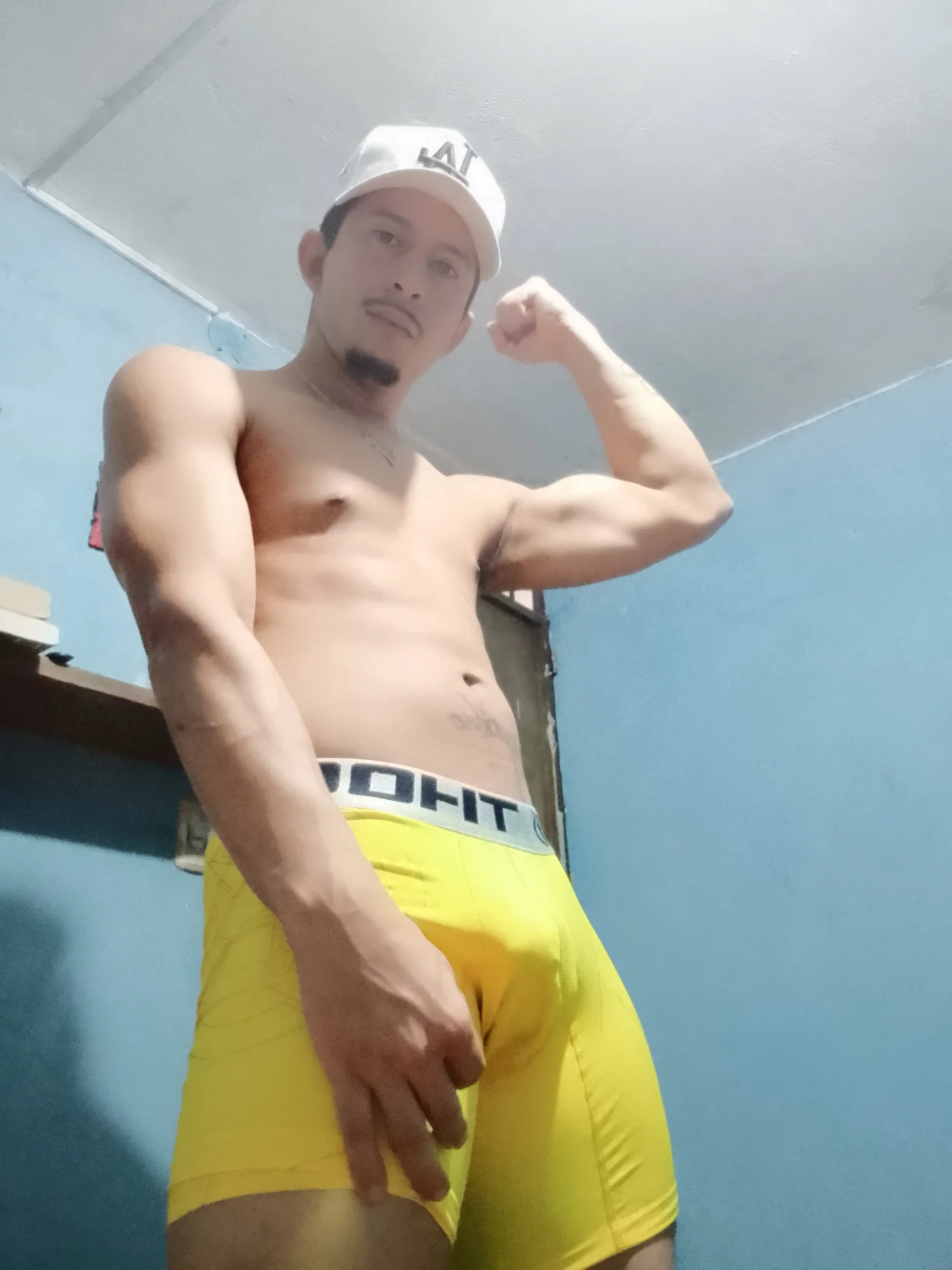 XXX Porn Photo of Nude El_Roberto07 4