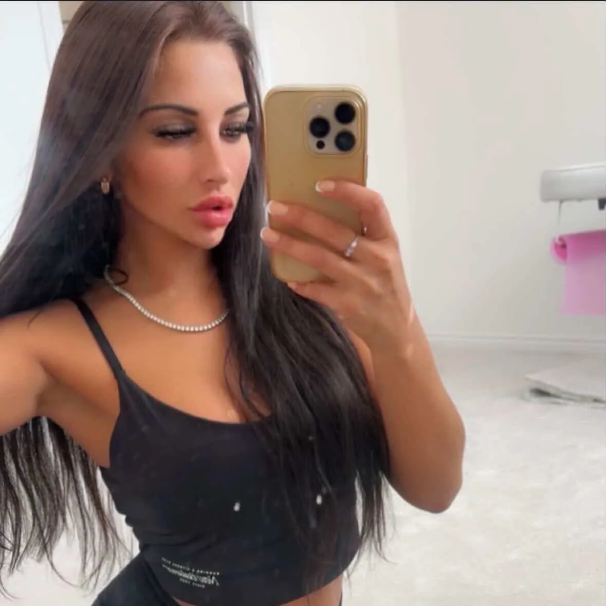 XXX Porn Photo of Nude Miss_juicy_babes69 15