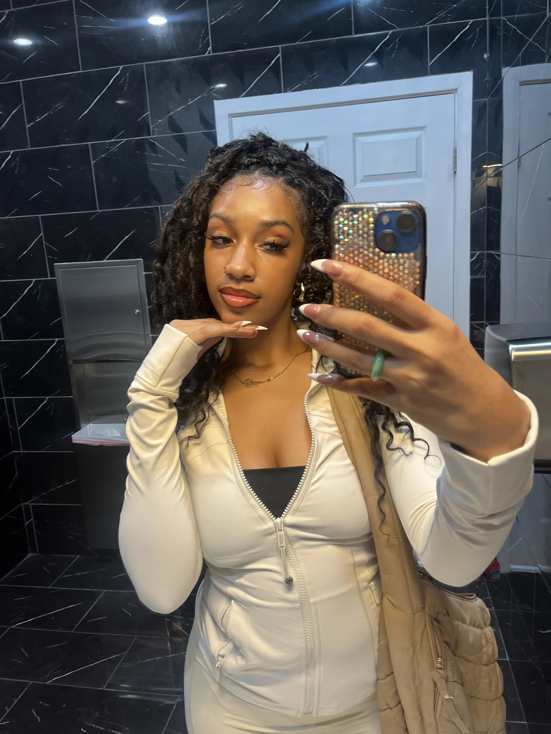 XXX Porn Photo of Nude prettyblackgirl 3