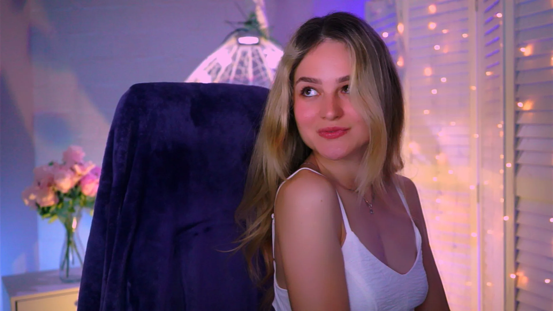 XXX Porn Photo of Nude DeboraLarson 34