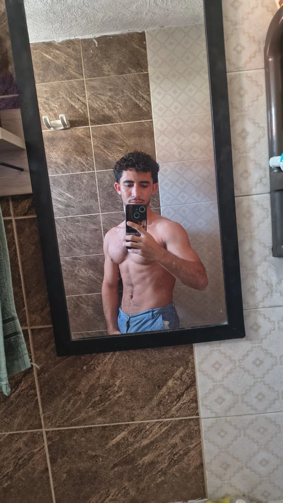XXX Porn Photo of Nude caius_bigcock1 18