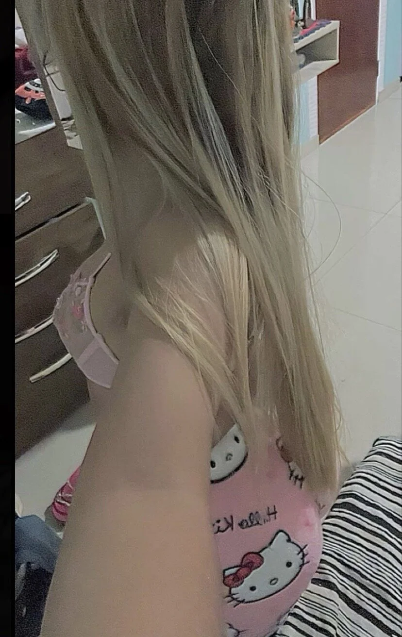 XXX Porn Photo of Nude Bella_haddid777 1