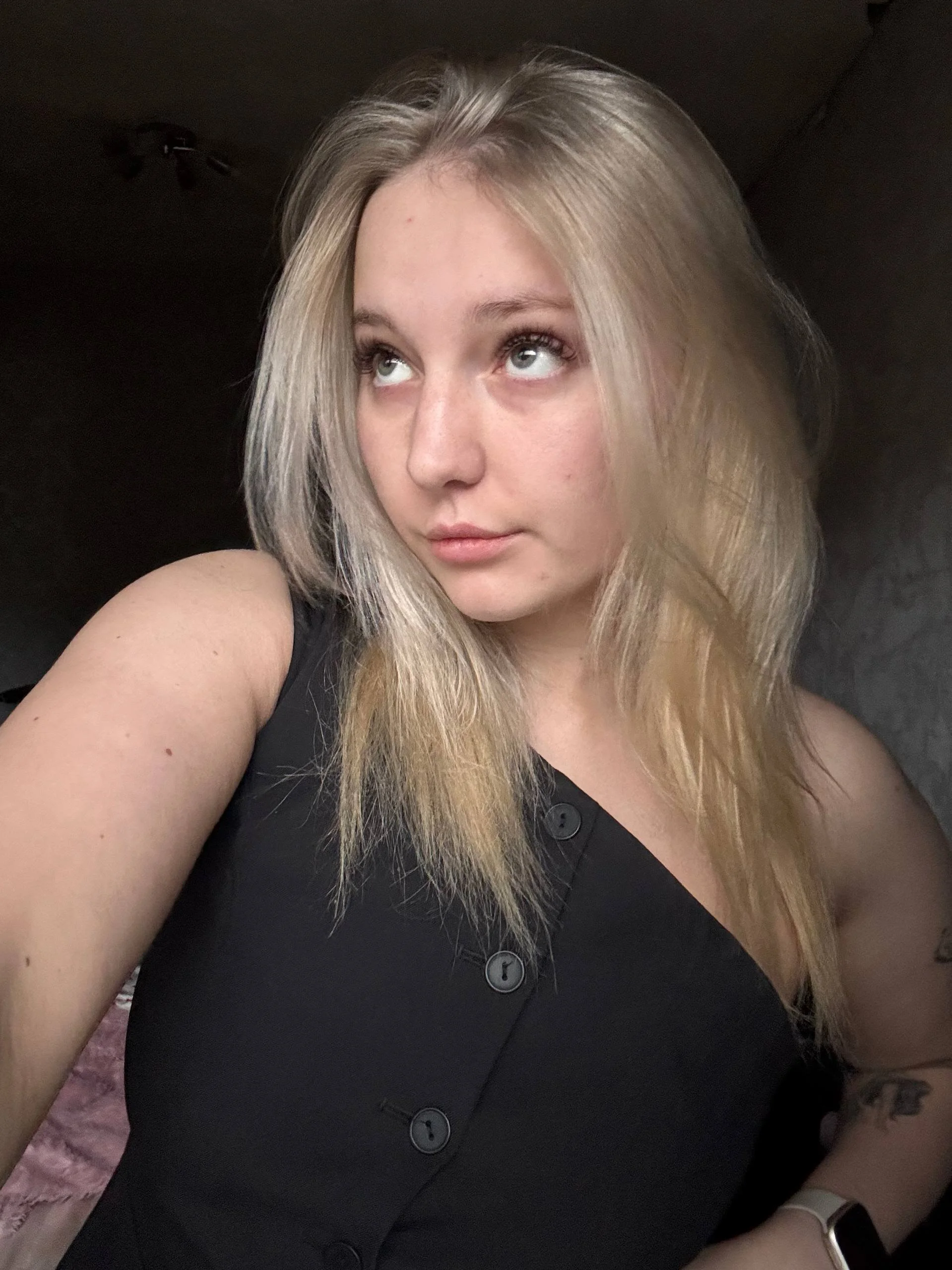 XXX Porn Photo of Nude SW_K1RA1 1