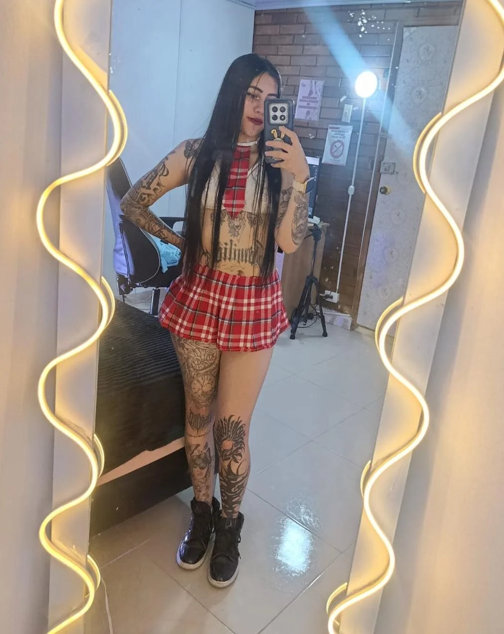 XXX Porn Photo of Nude Kiara_tay 8