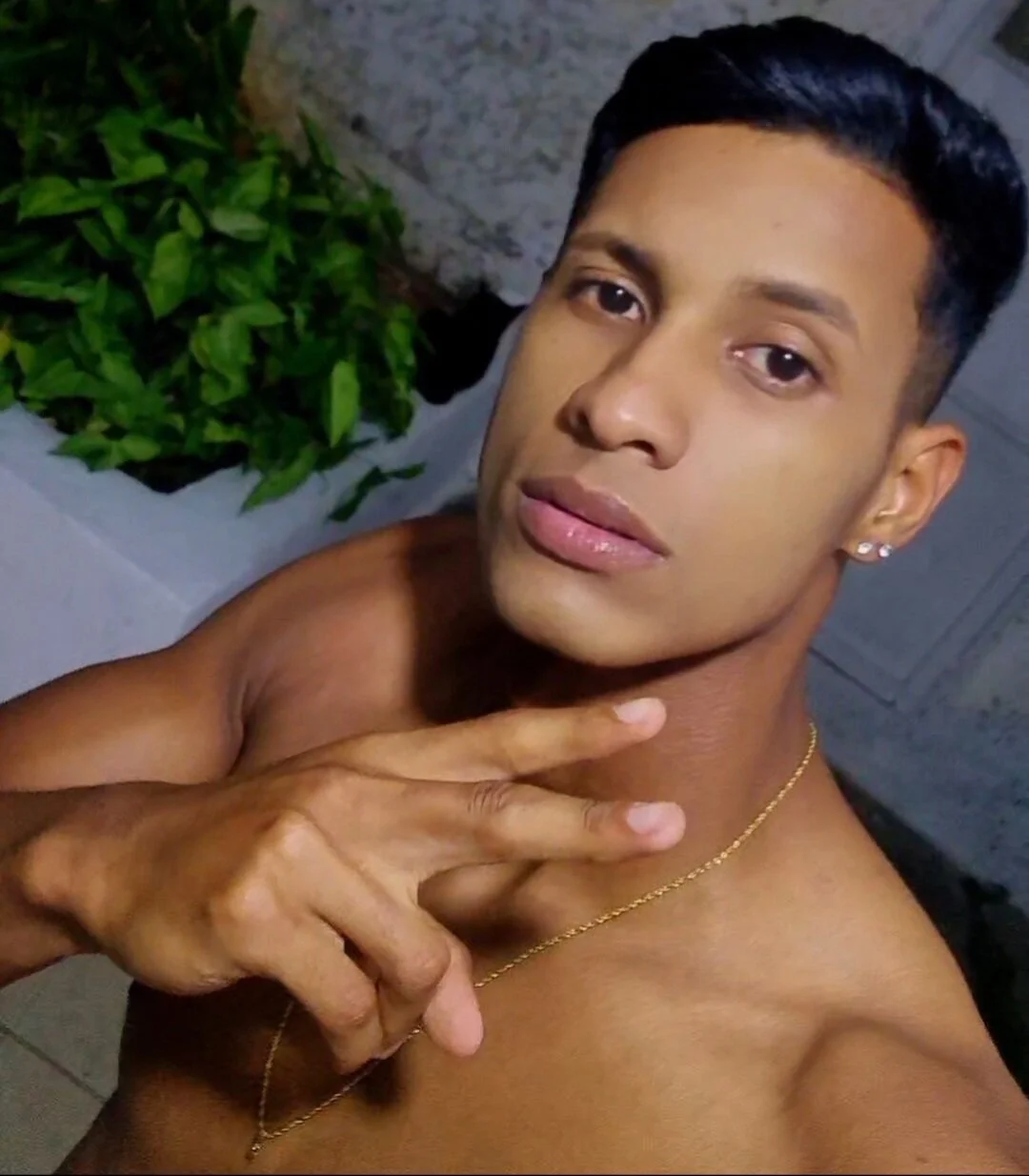 XXX Porn Photo of Nude tom_strong1 5