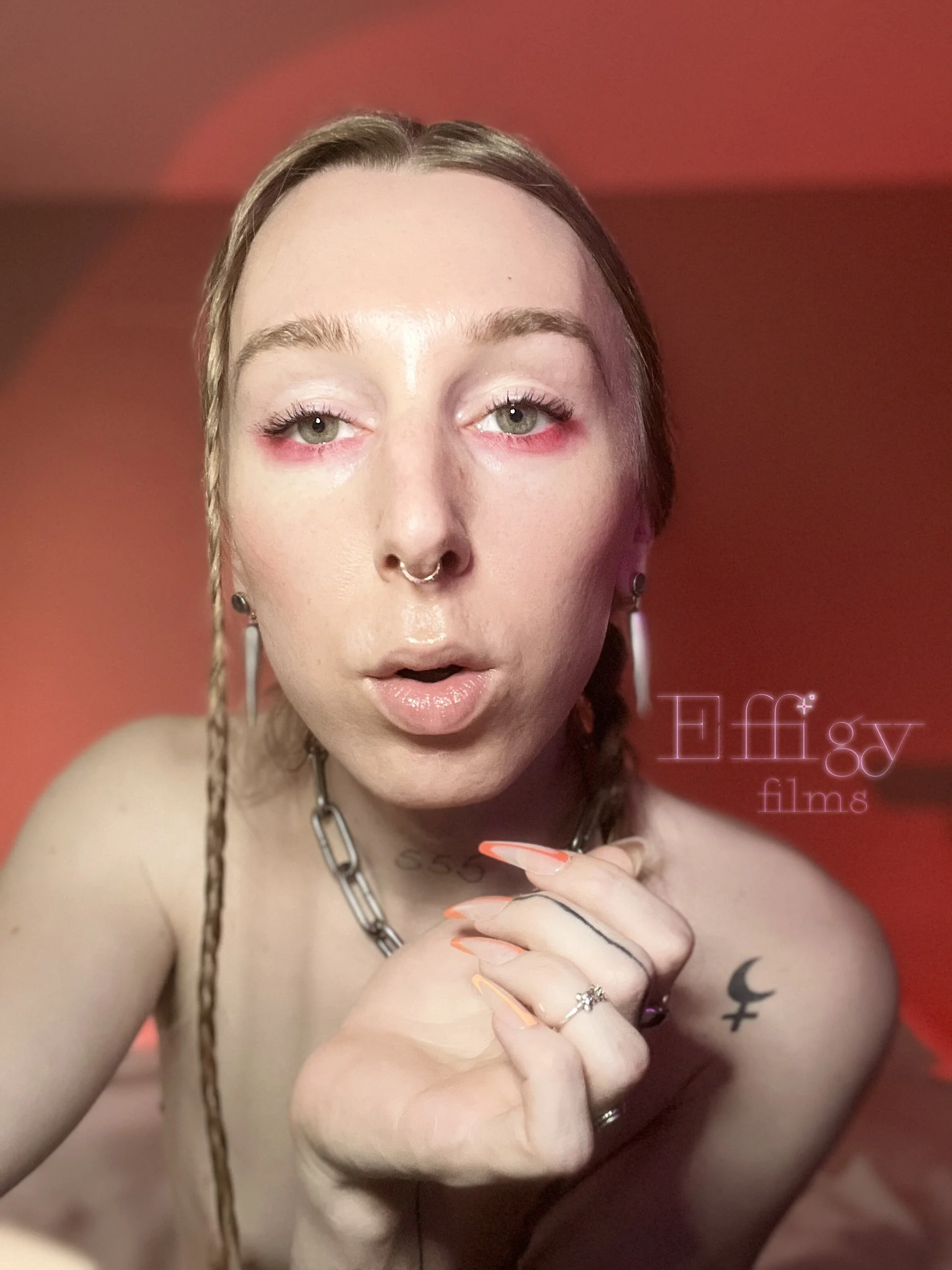 XXX Porn Photo of Nude StarDuvall 9