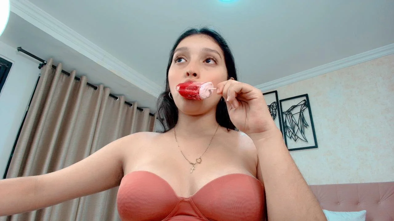 XXX Porn Photo of Nude littlemolly_walcott 2