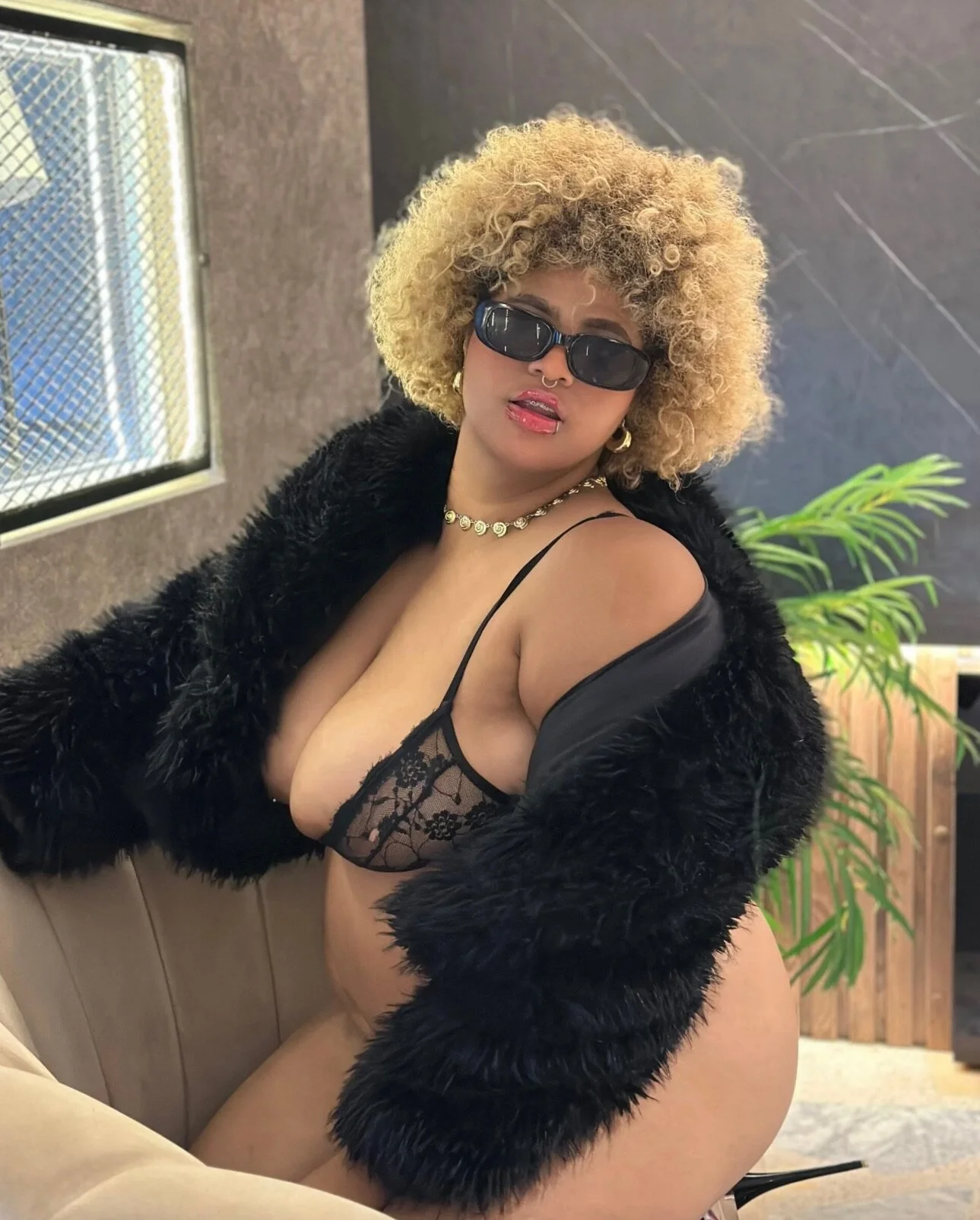 XXX Porn Photo of Nude Sapphire-XXX 27
